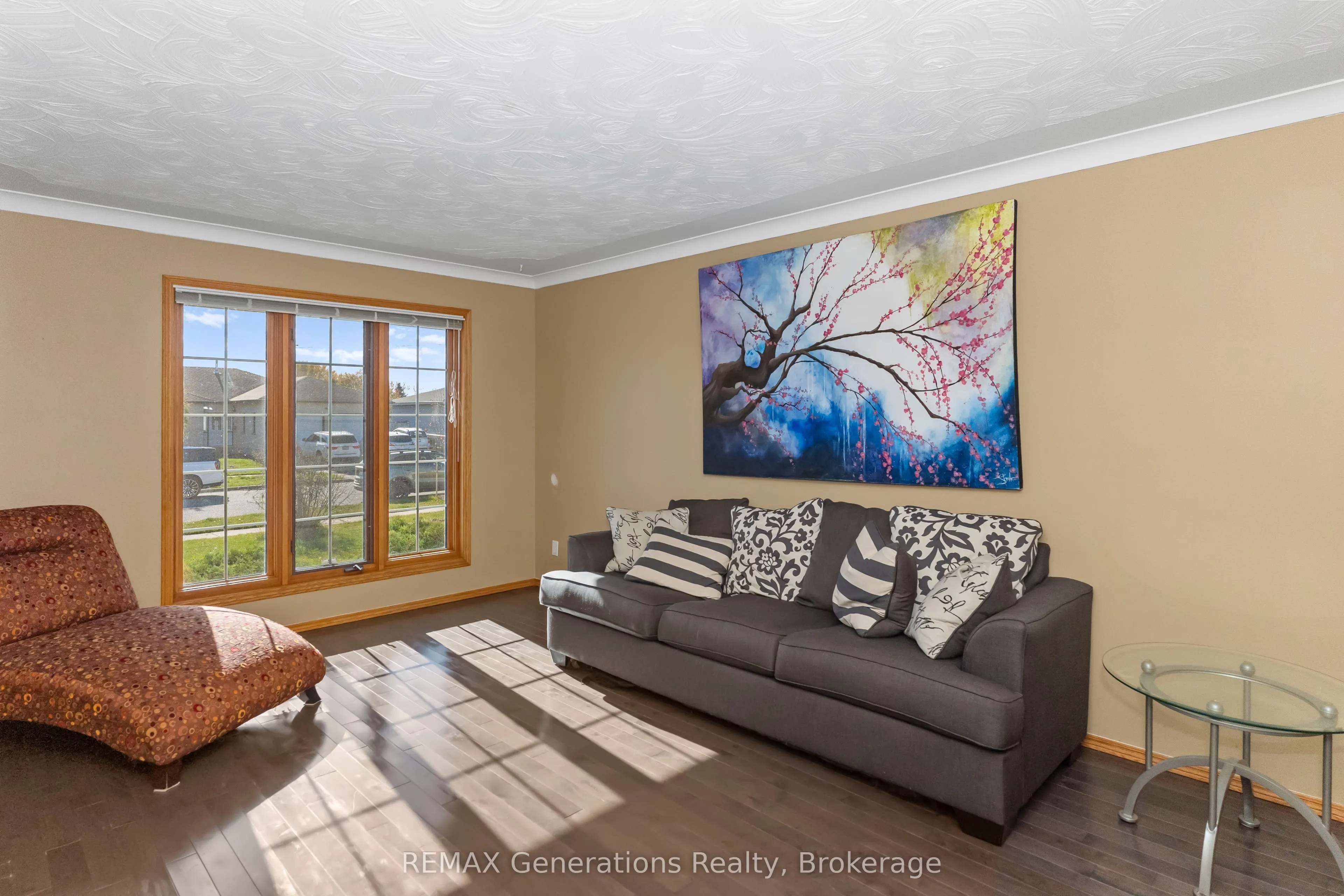 312 Wade Crescent