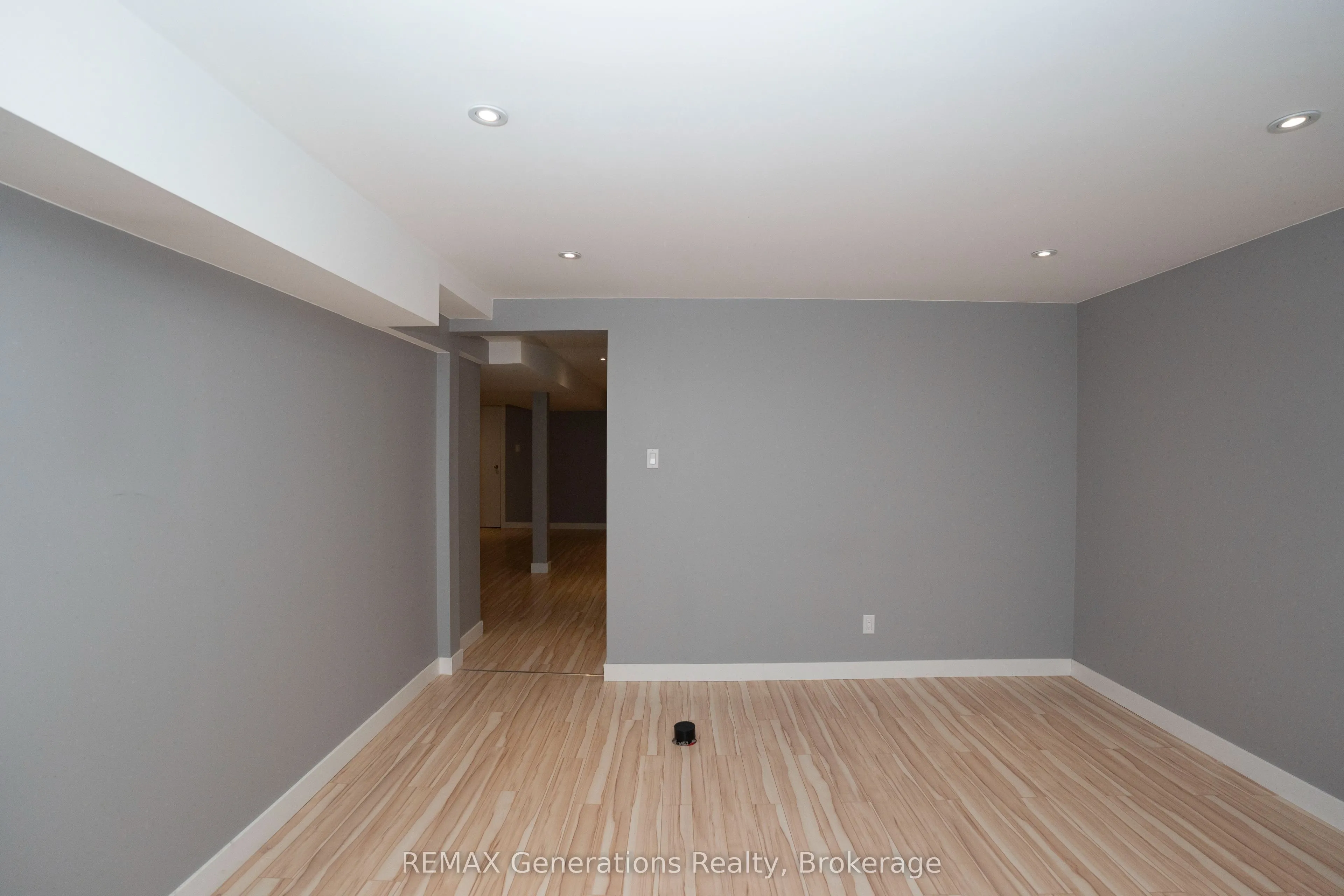 312 Wade Crescent
