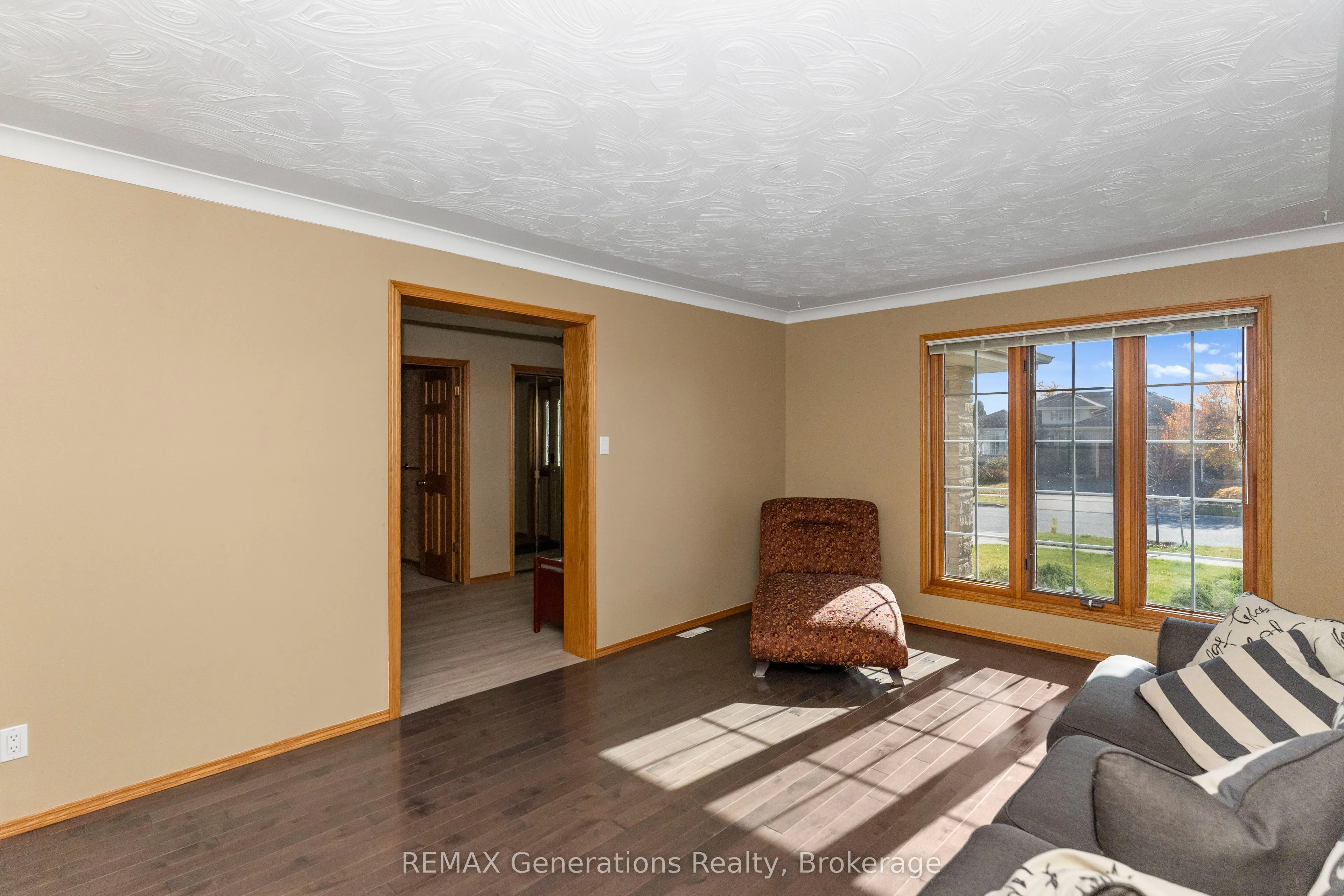 312 Wade Crescent