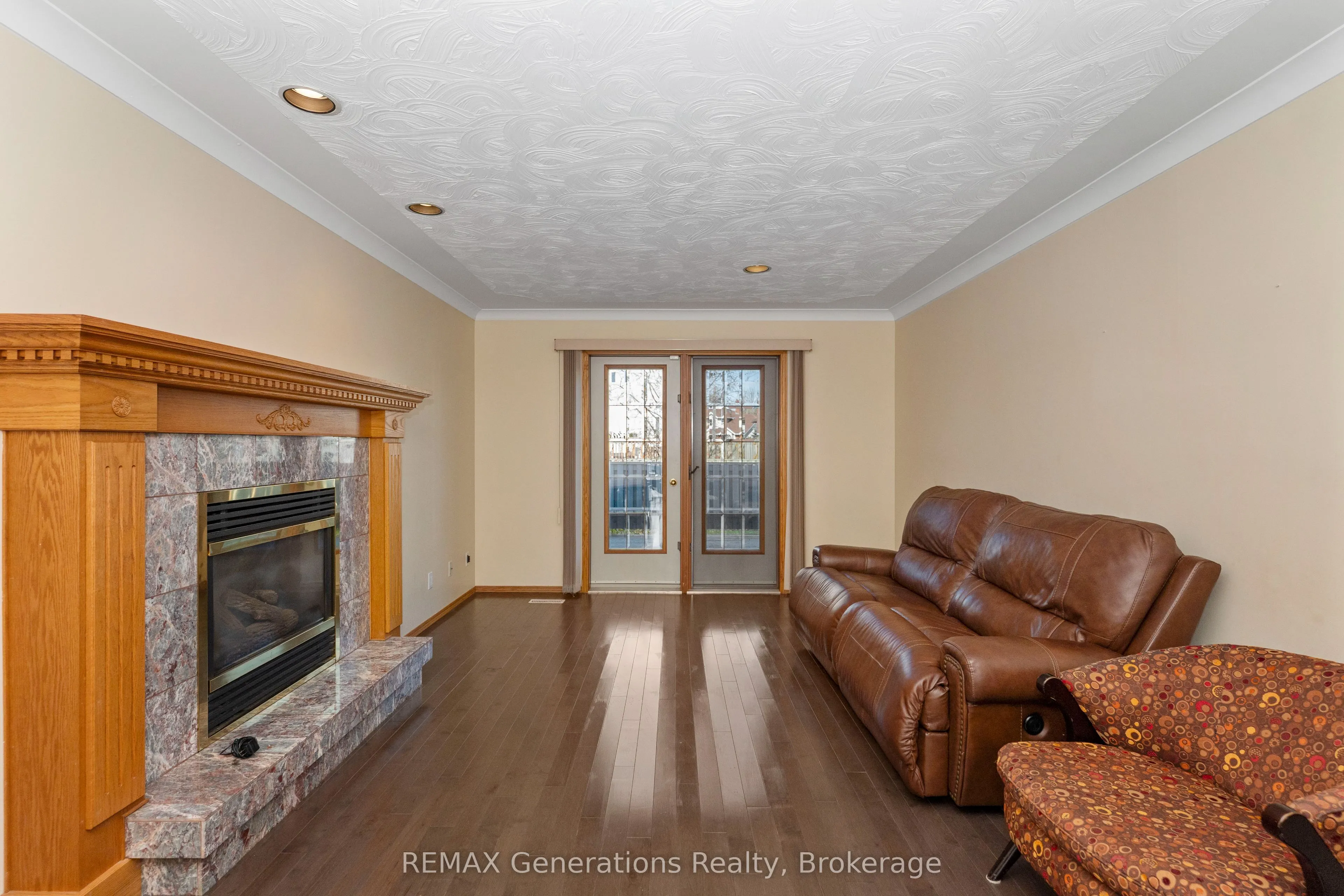 312 Wade Crescent