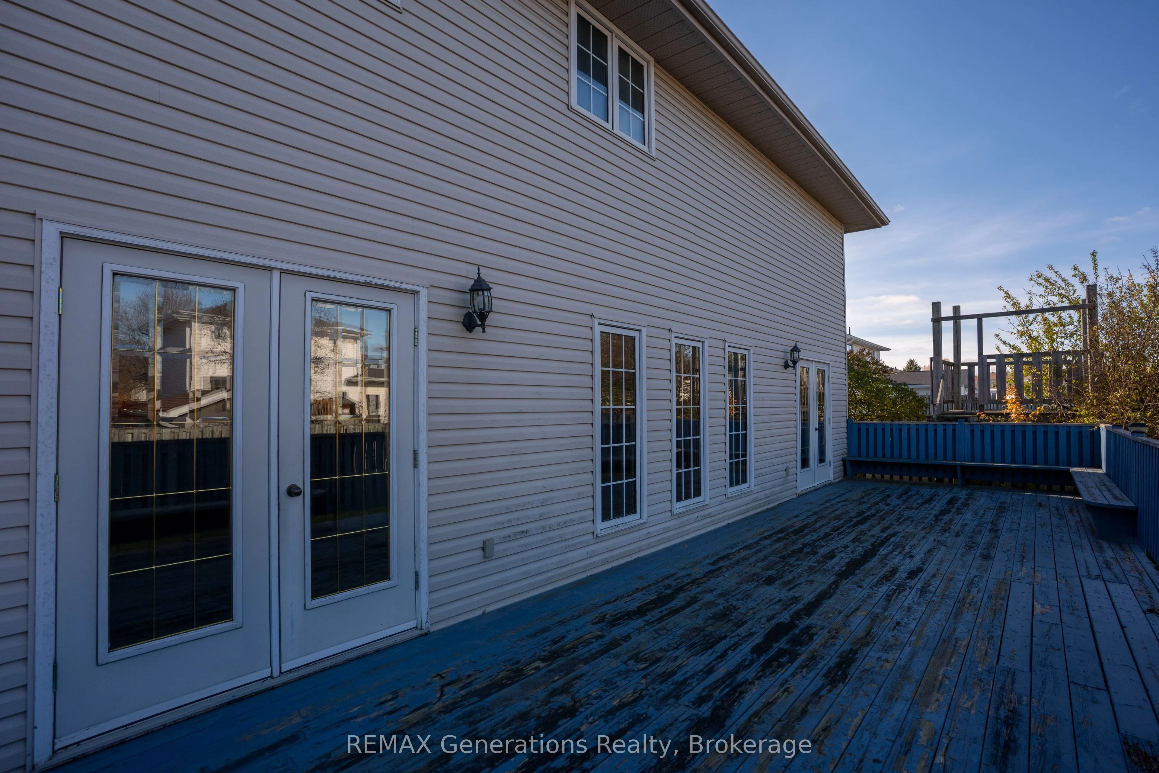 312 Wade Crescent