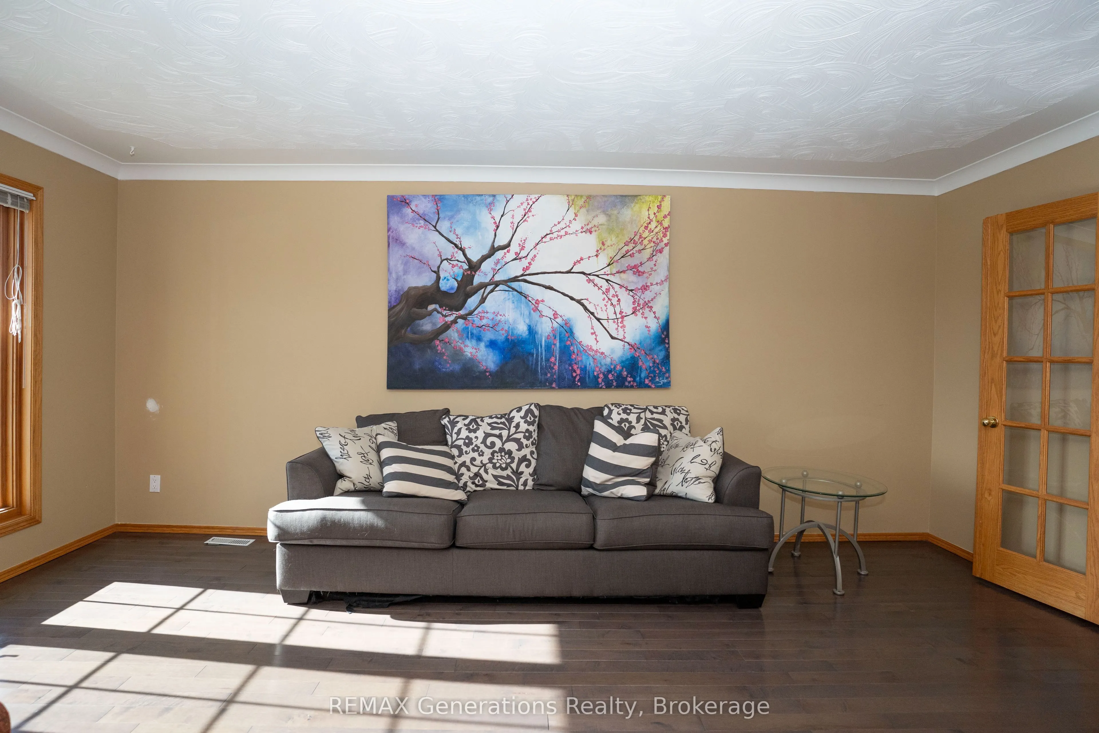 312 Wade Crescent