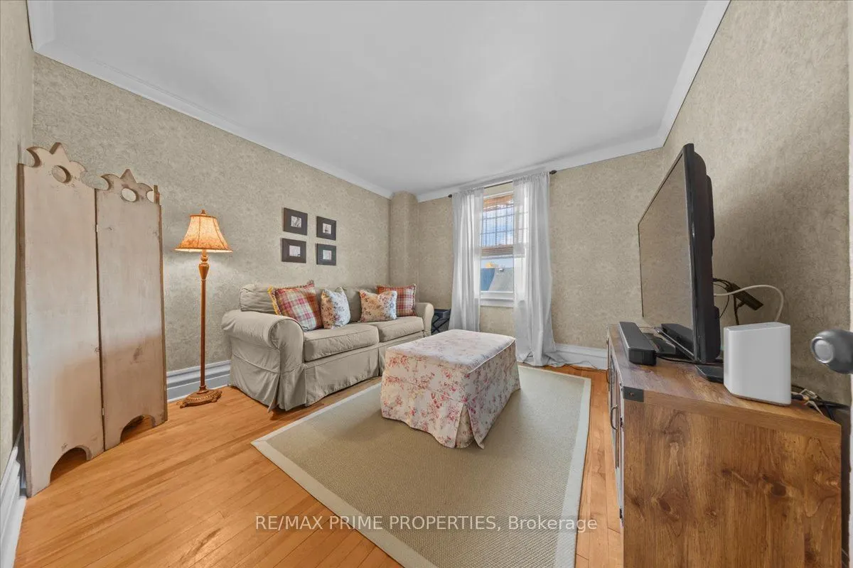 24 Kemp Drive