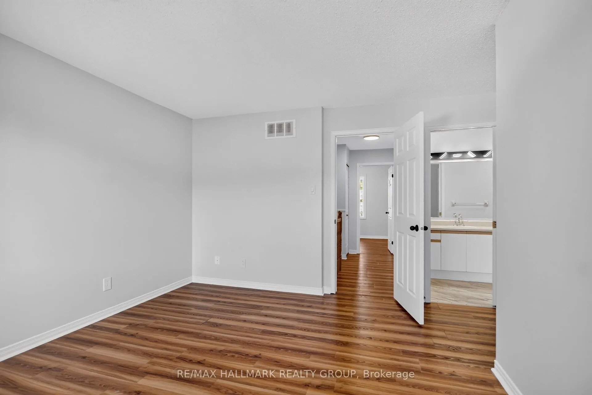 82 Whalings Circle