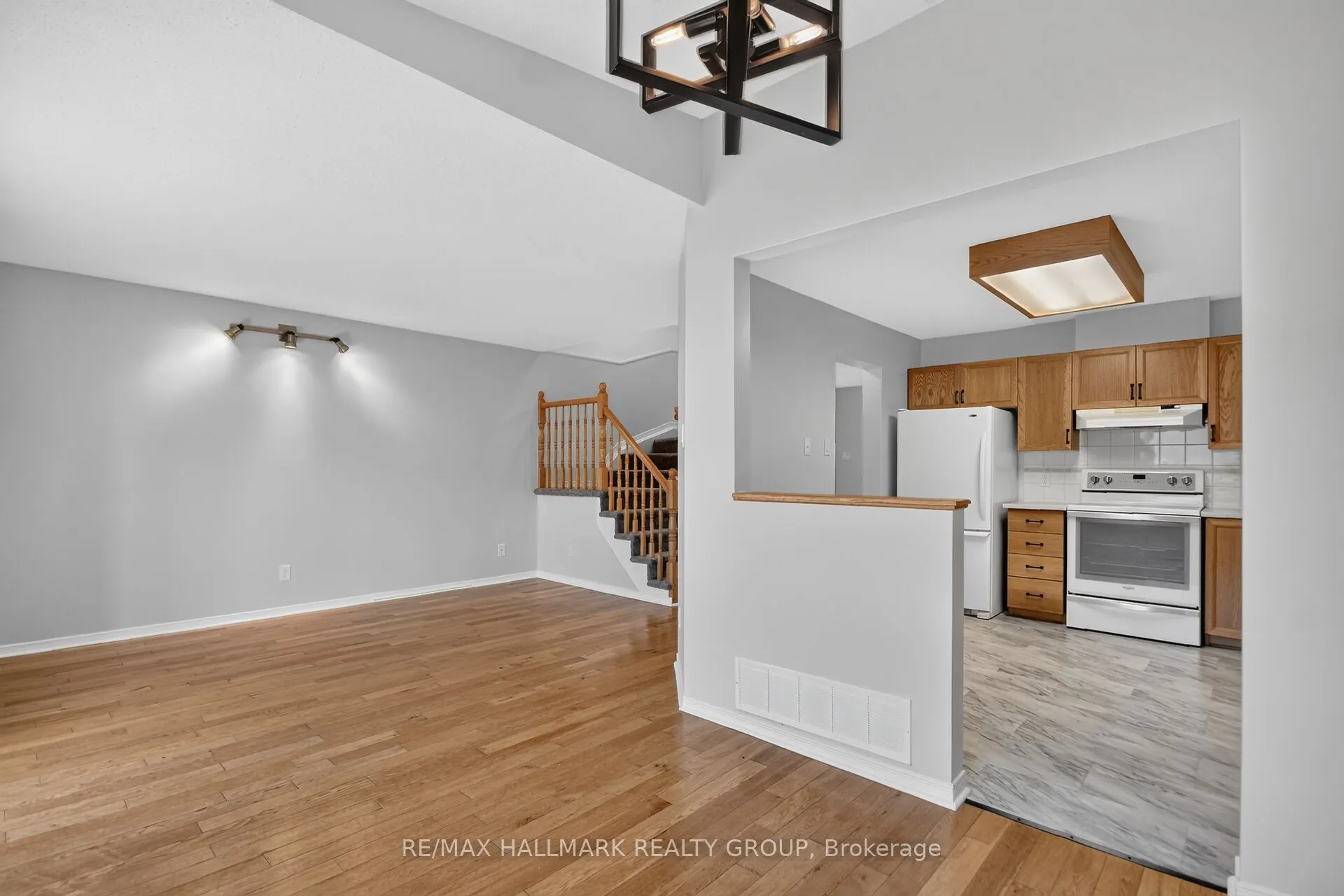 82 Whalings Circle