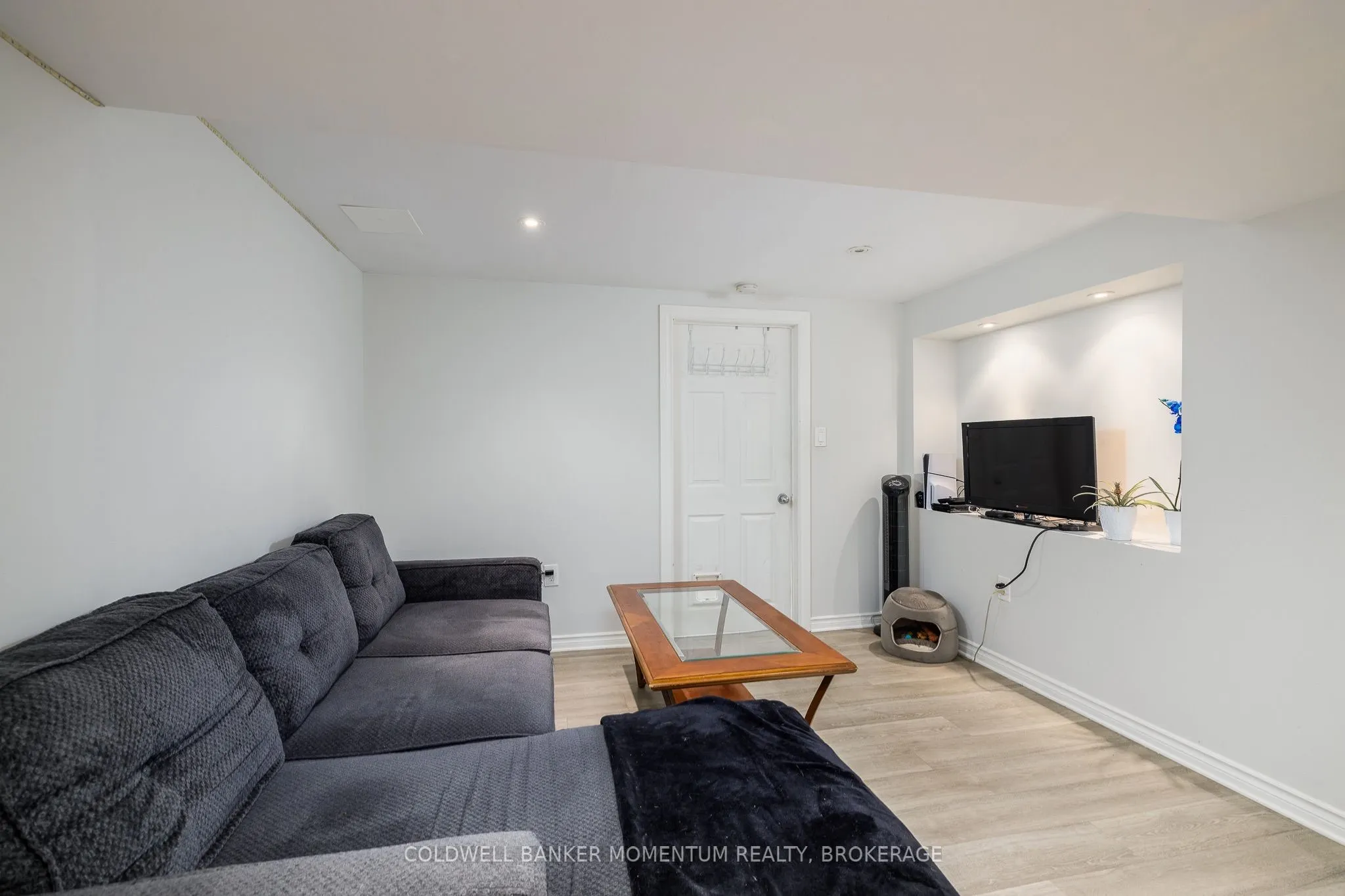 151 Linwell Road #11