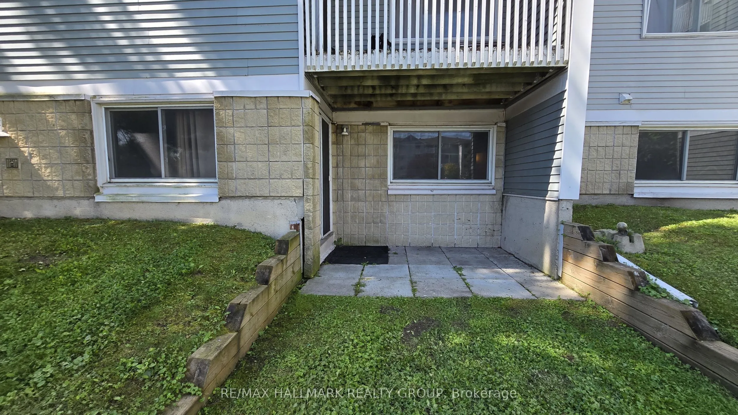 214 Viewmount Drive #101