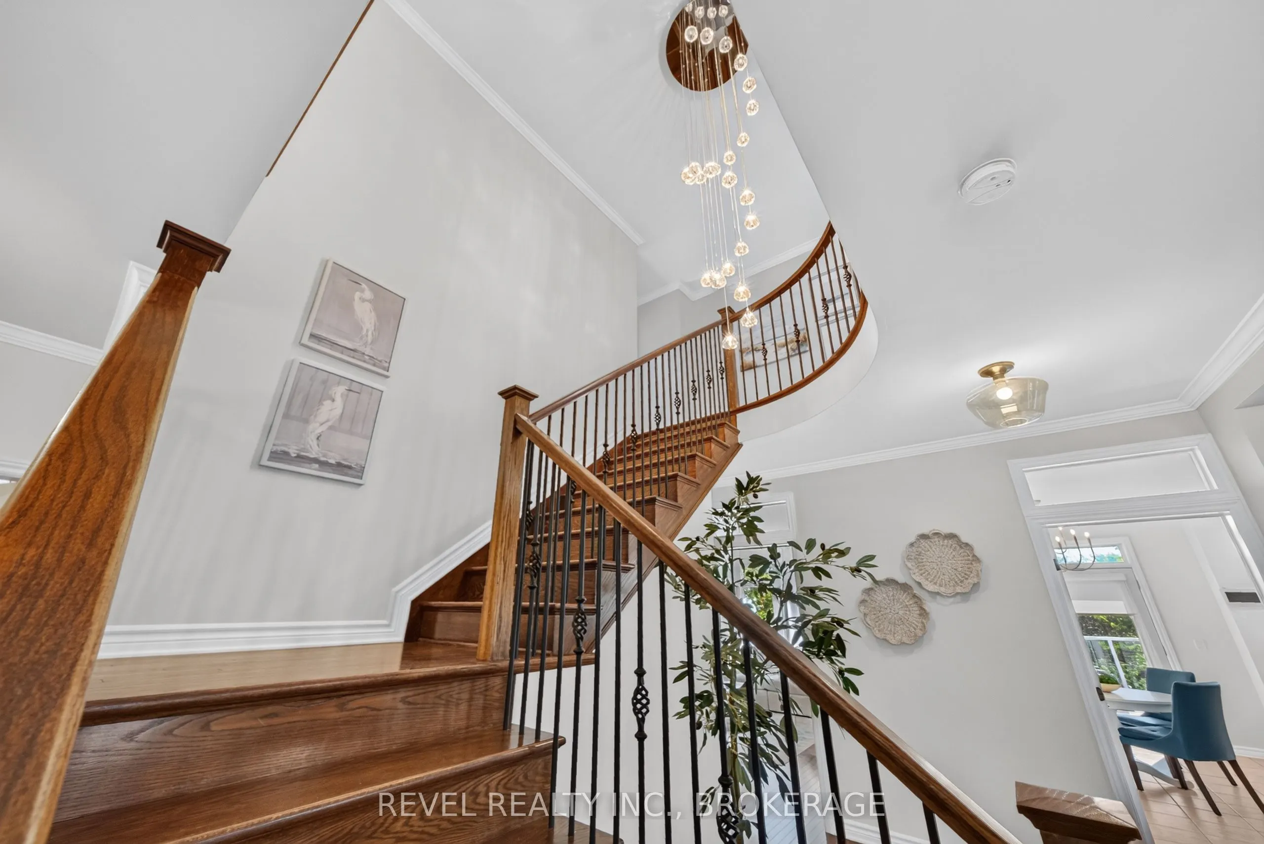695 Fieldstone Drive