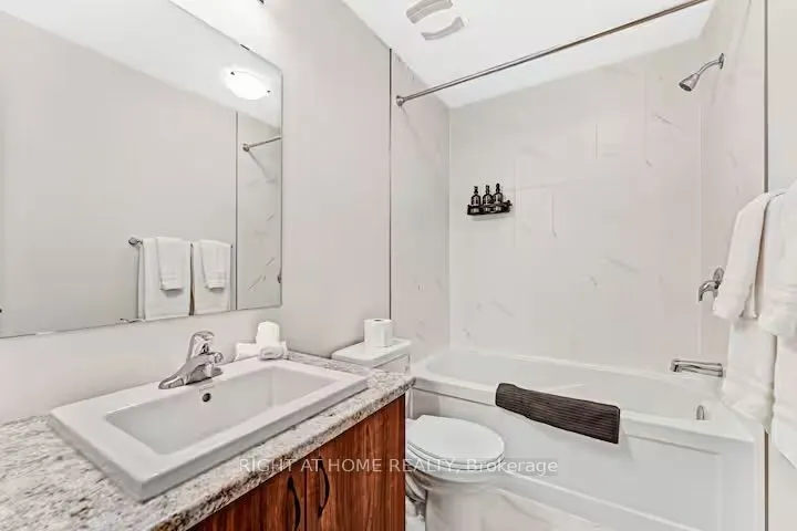 414 Jewelwing Private