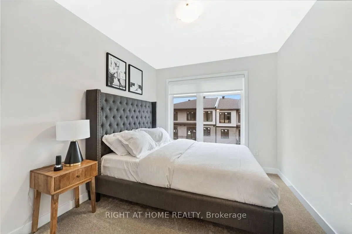 414 Jewelwing Private