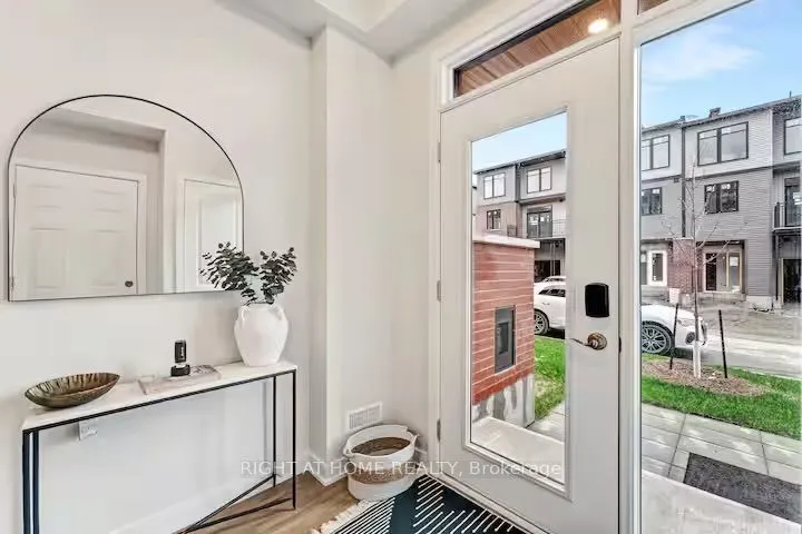 414 Jewelwing Private