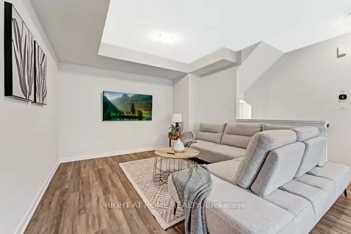 414 Jewelwing Private