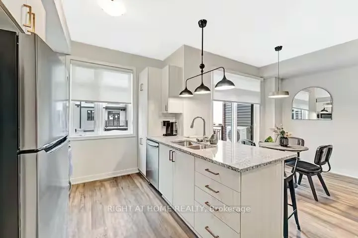 414 Jewelwing Private
