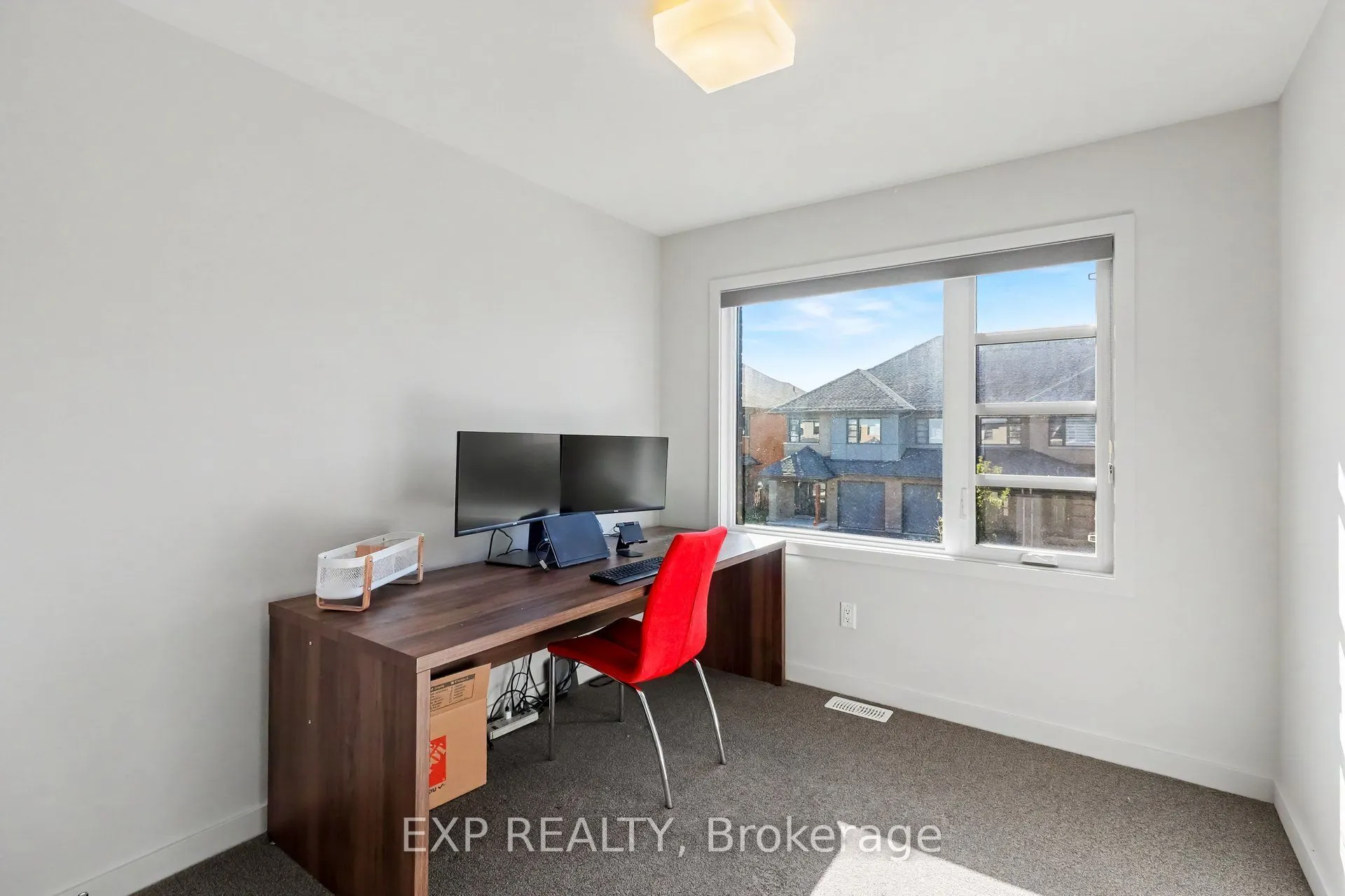 216 Pisces Terrace