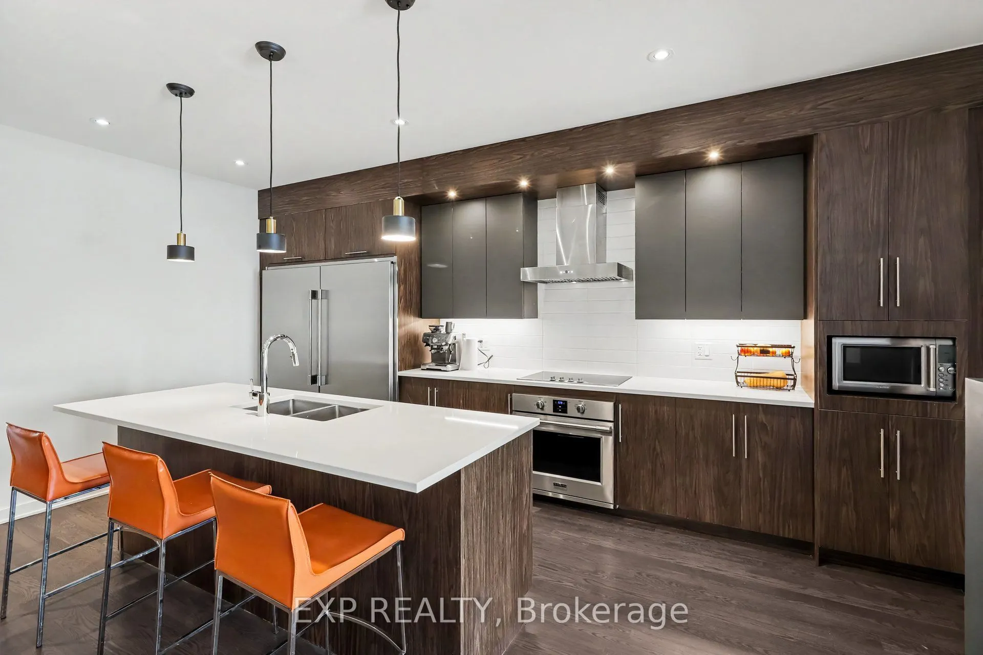 216 Pisces Terrace
