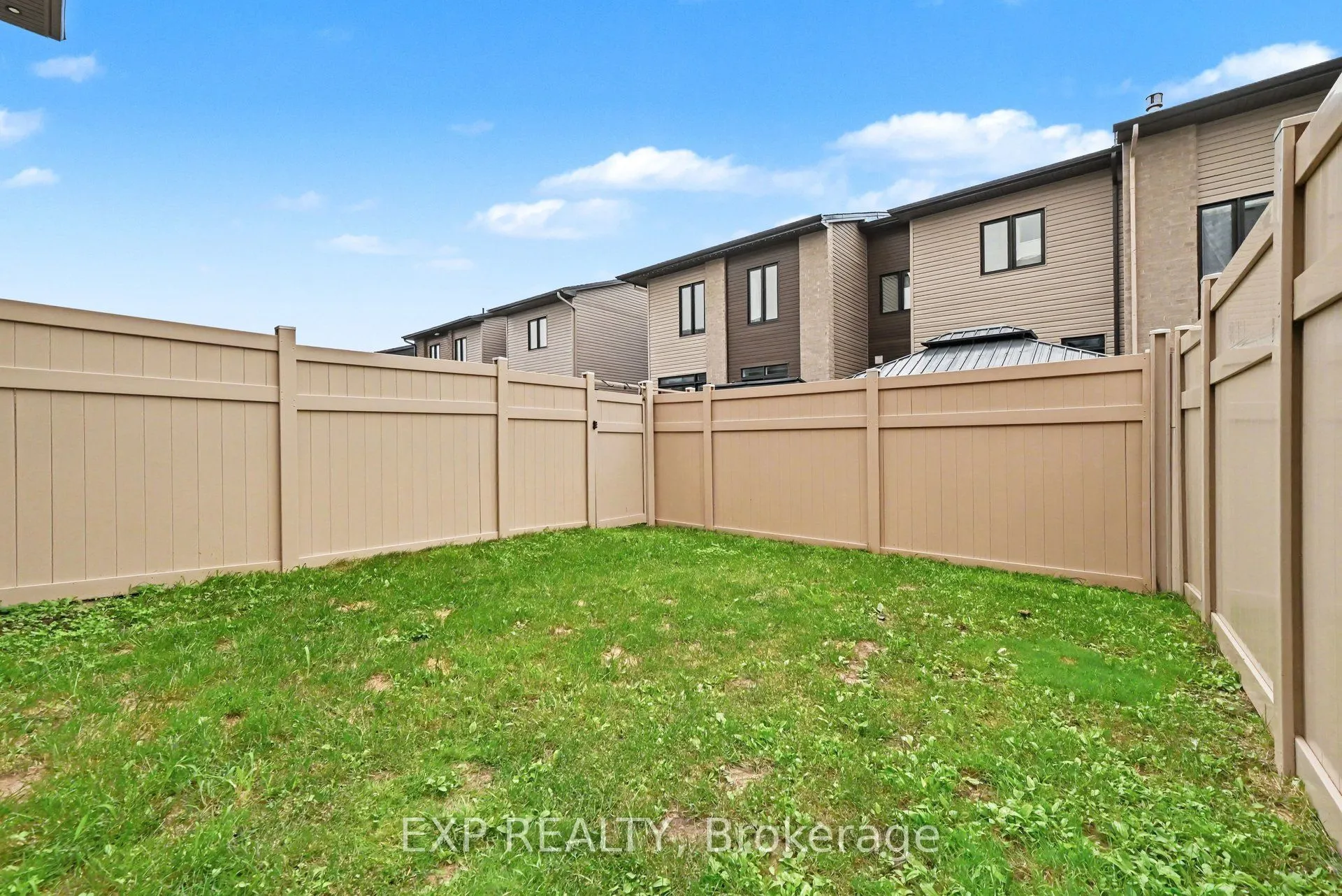 216 Pisces Terrace
