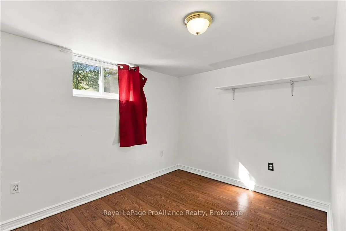 29 Barry Road