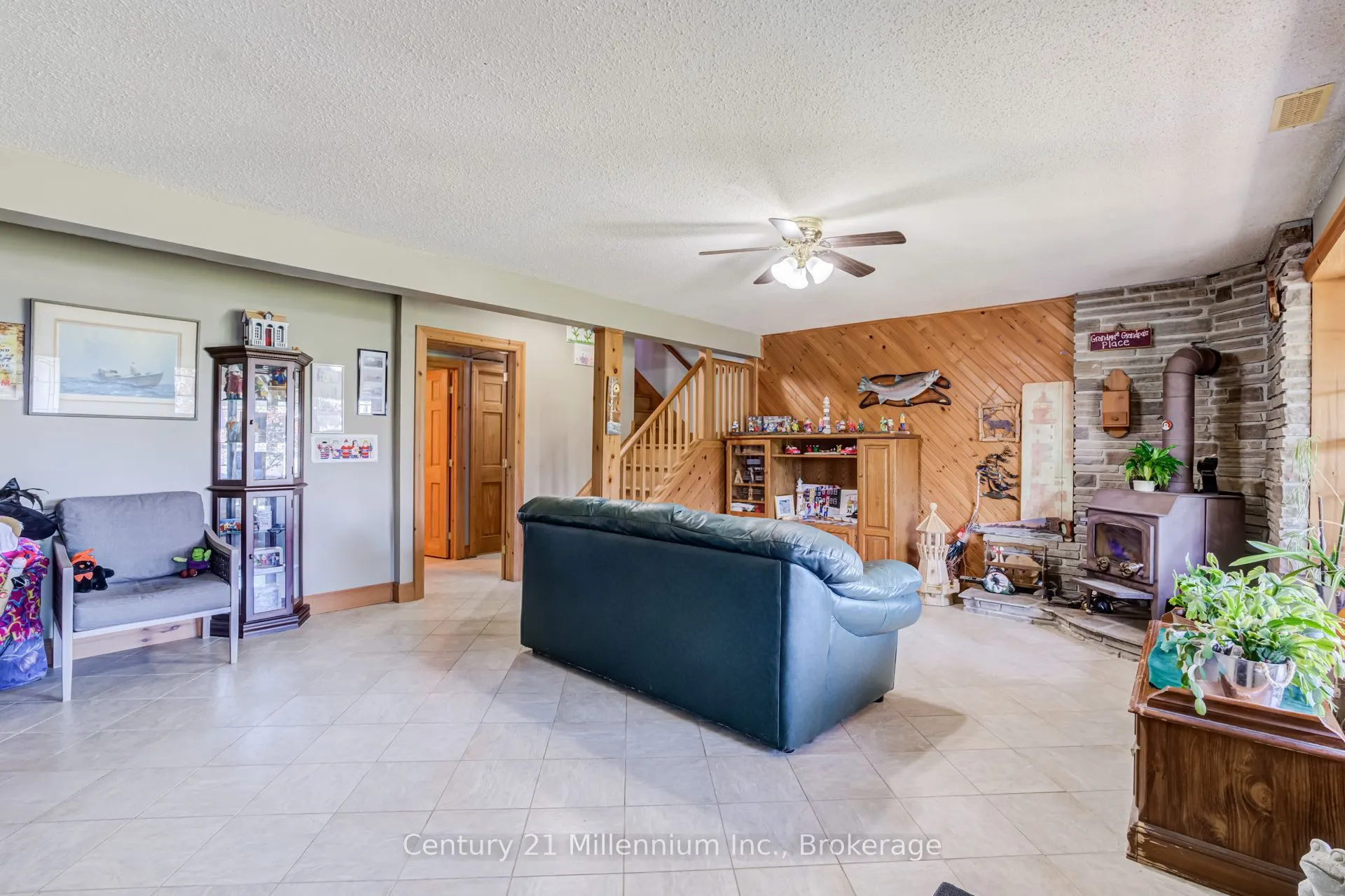 134 Macintosh Drive