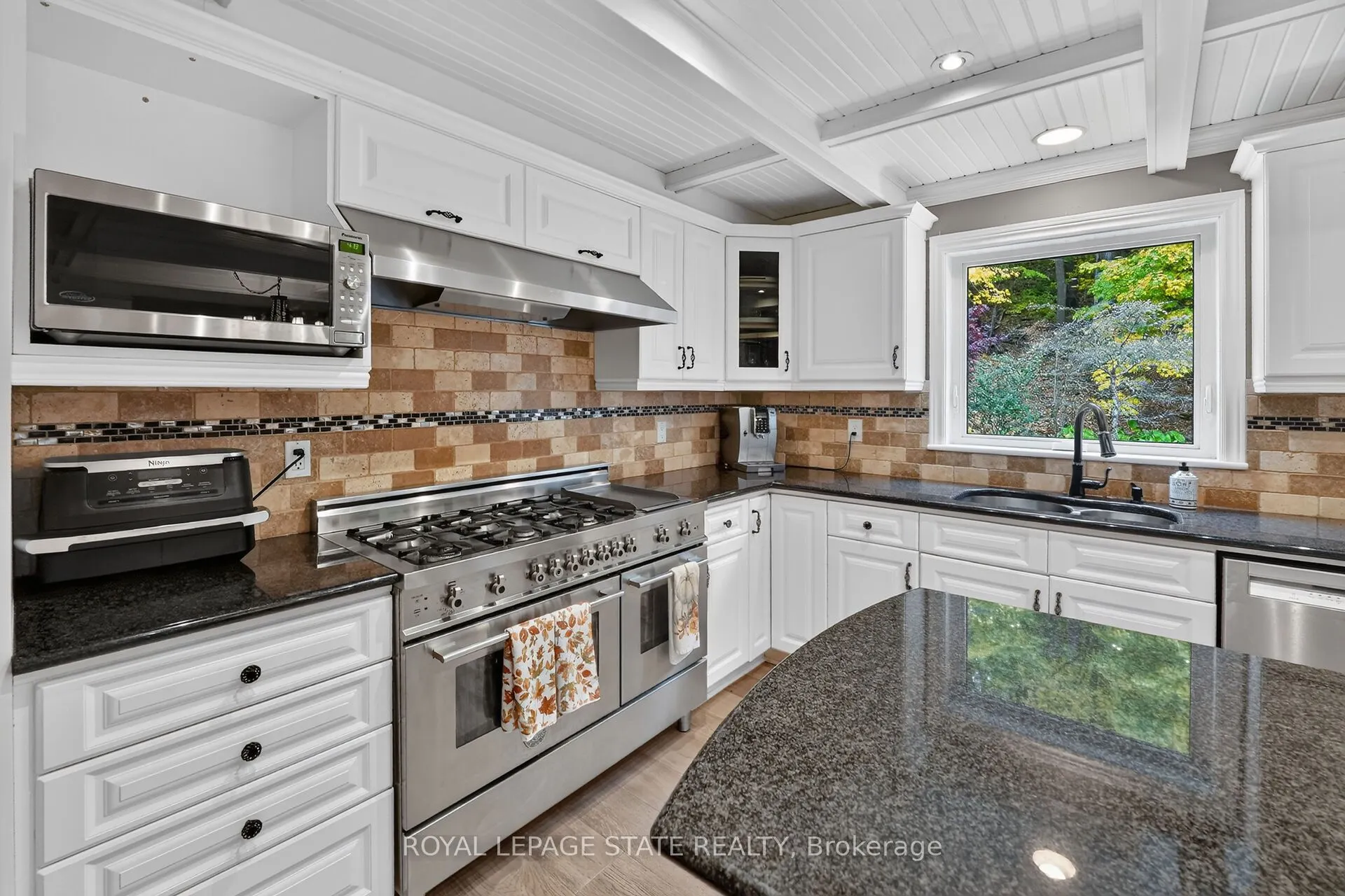 112 Dorchester Drive