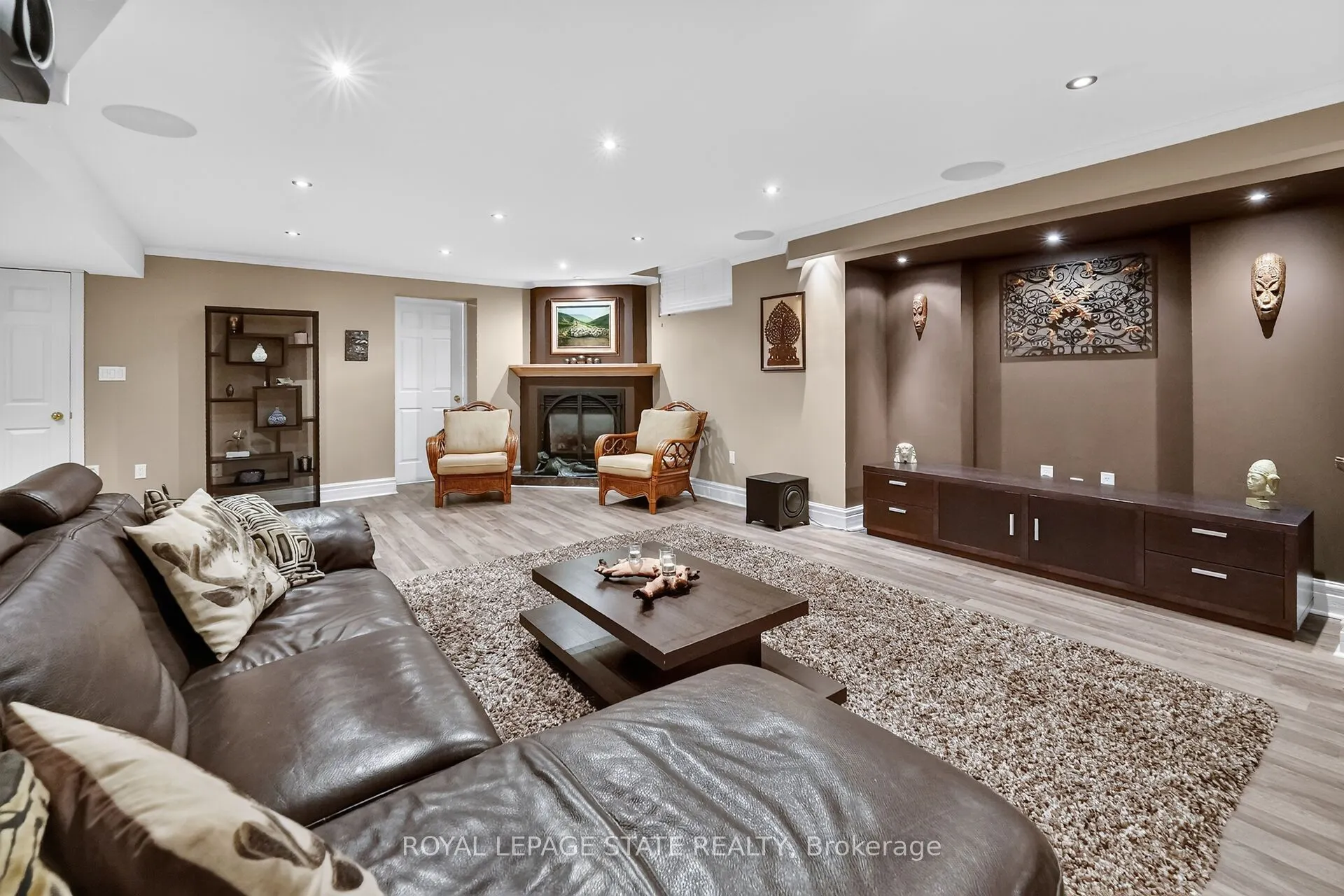112 Dorchester Drive
