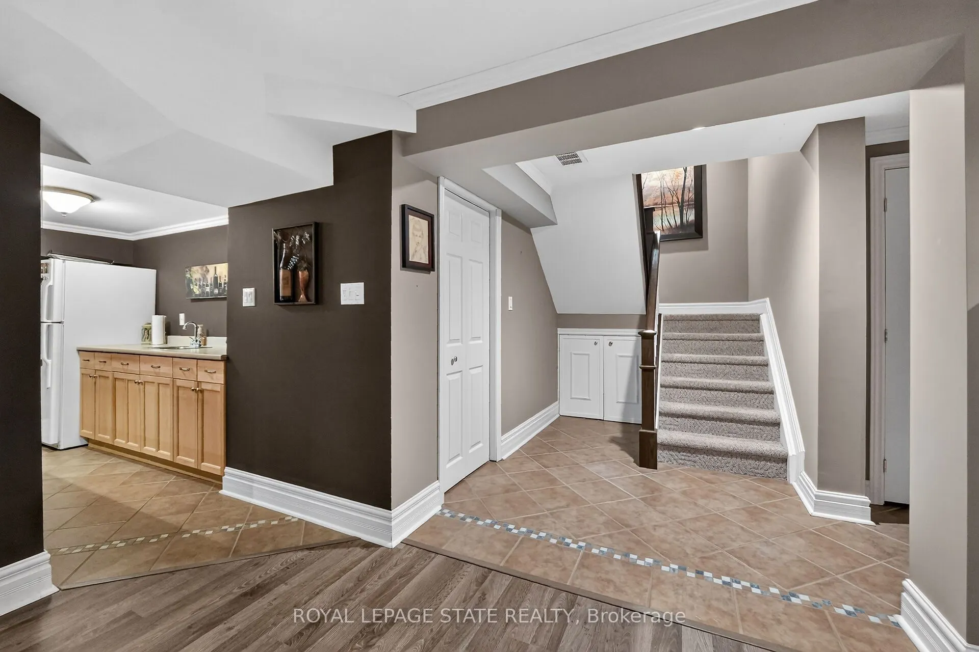 112 Dorchester Drive