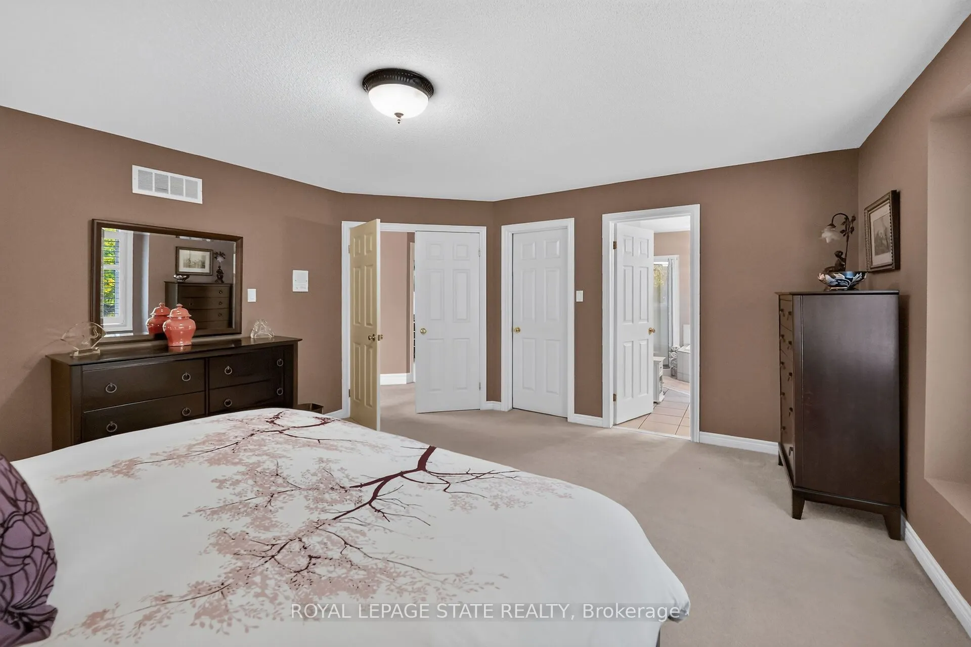112 Dorchester Drive