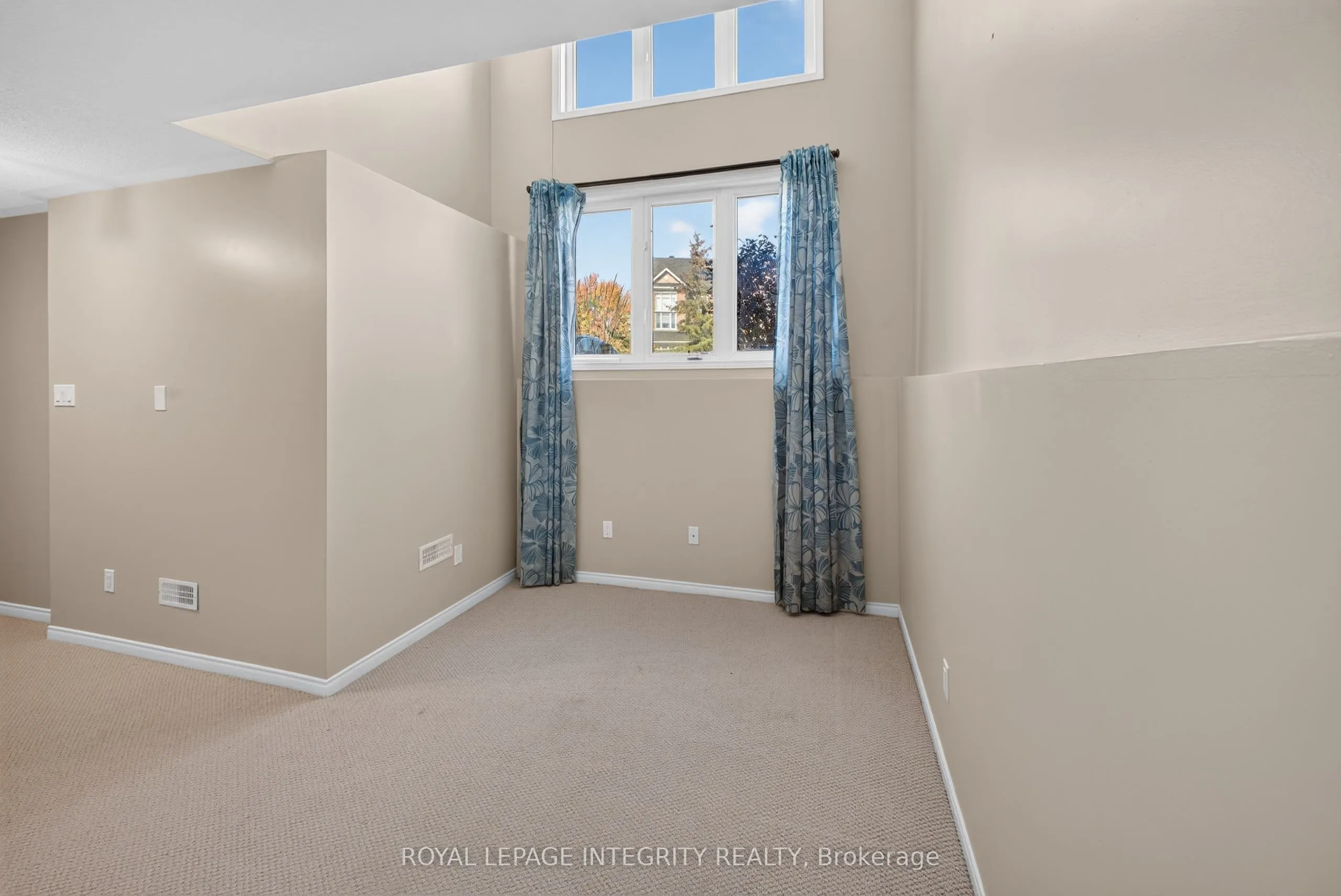 320 Tivoli Private #12