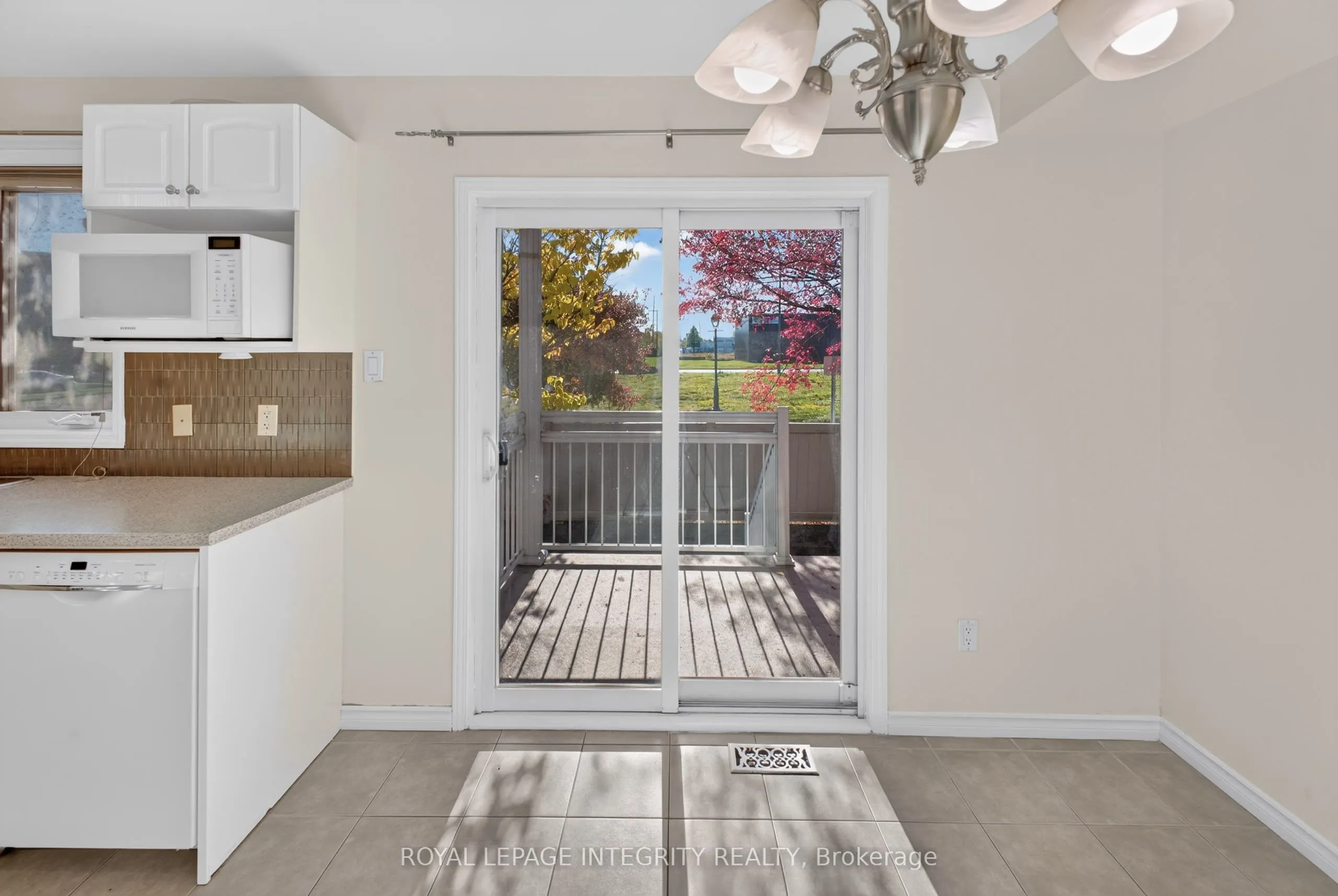 320 Tivoli Private #12