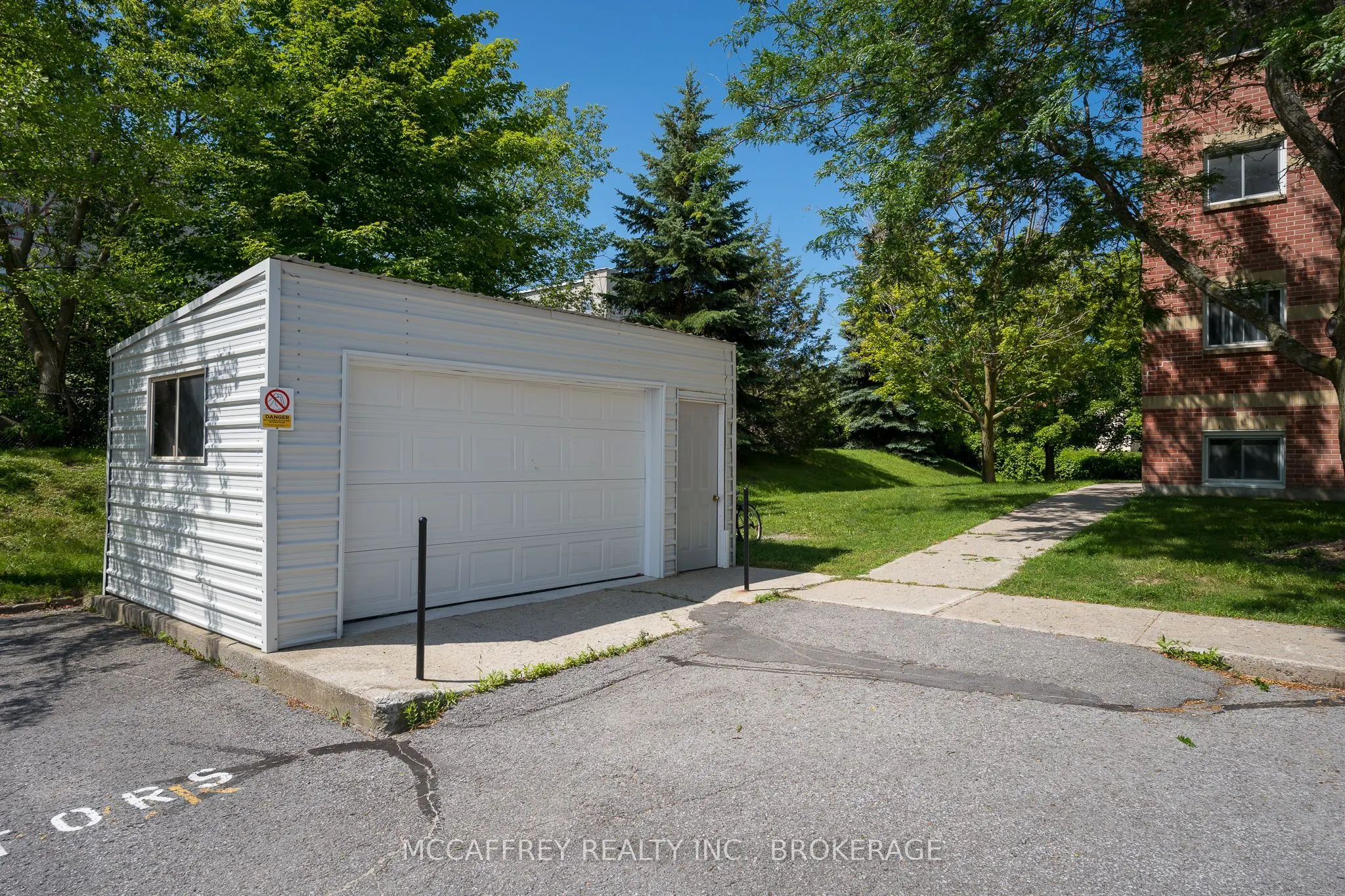 310 Kingsdale Avenue #103