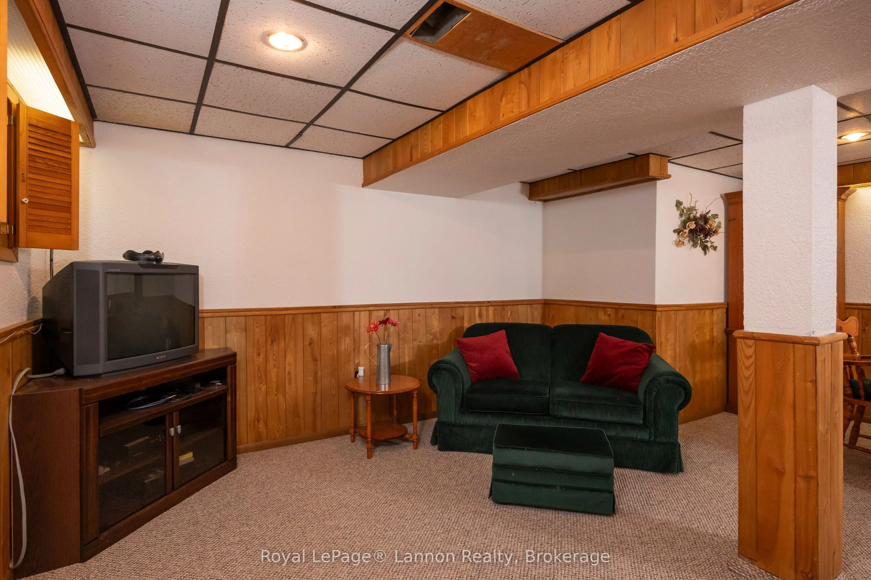 1690 Lakeshore Drive