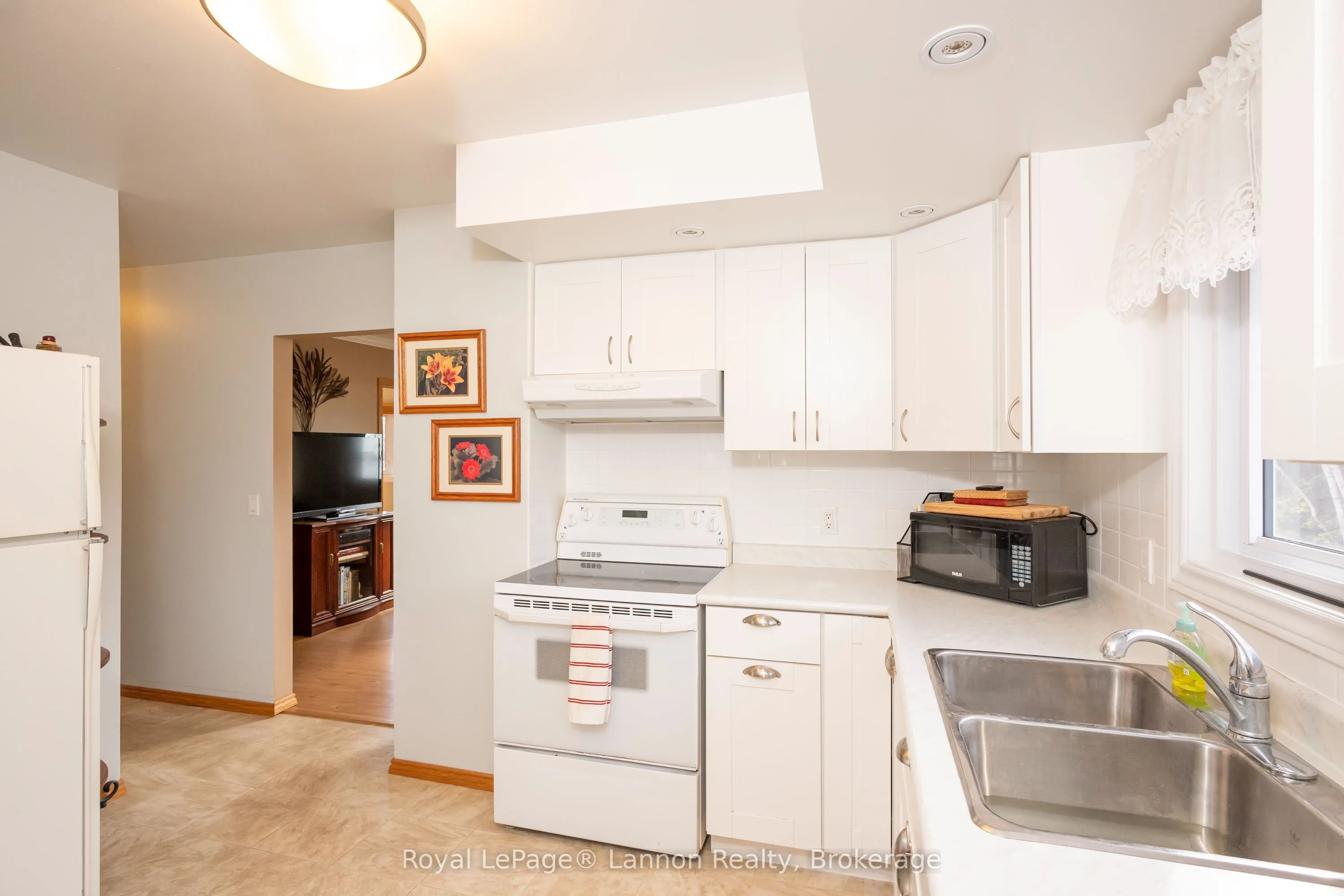 1690 Lakeshore Drive