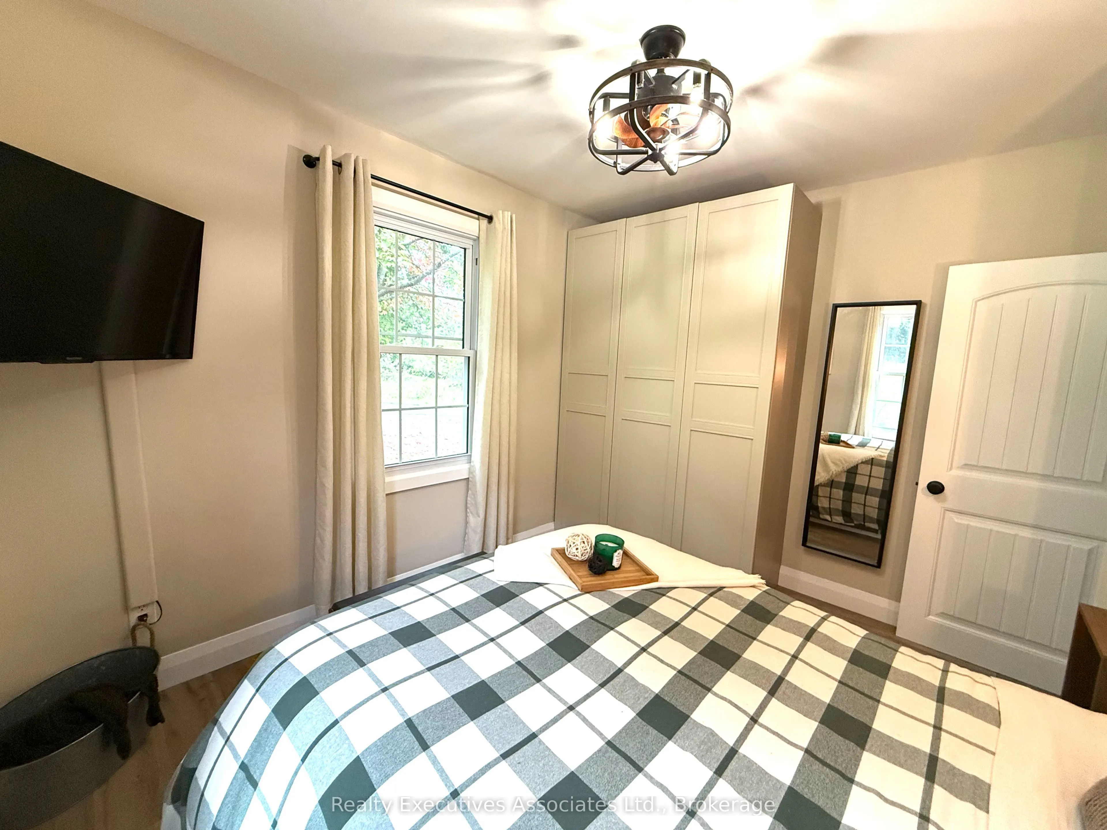 909 Mount Pleasant Road