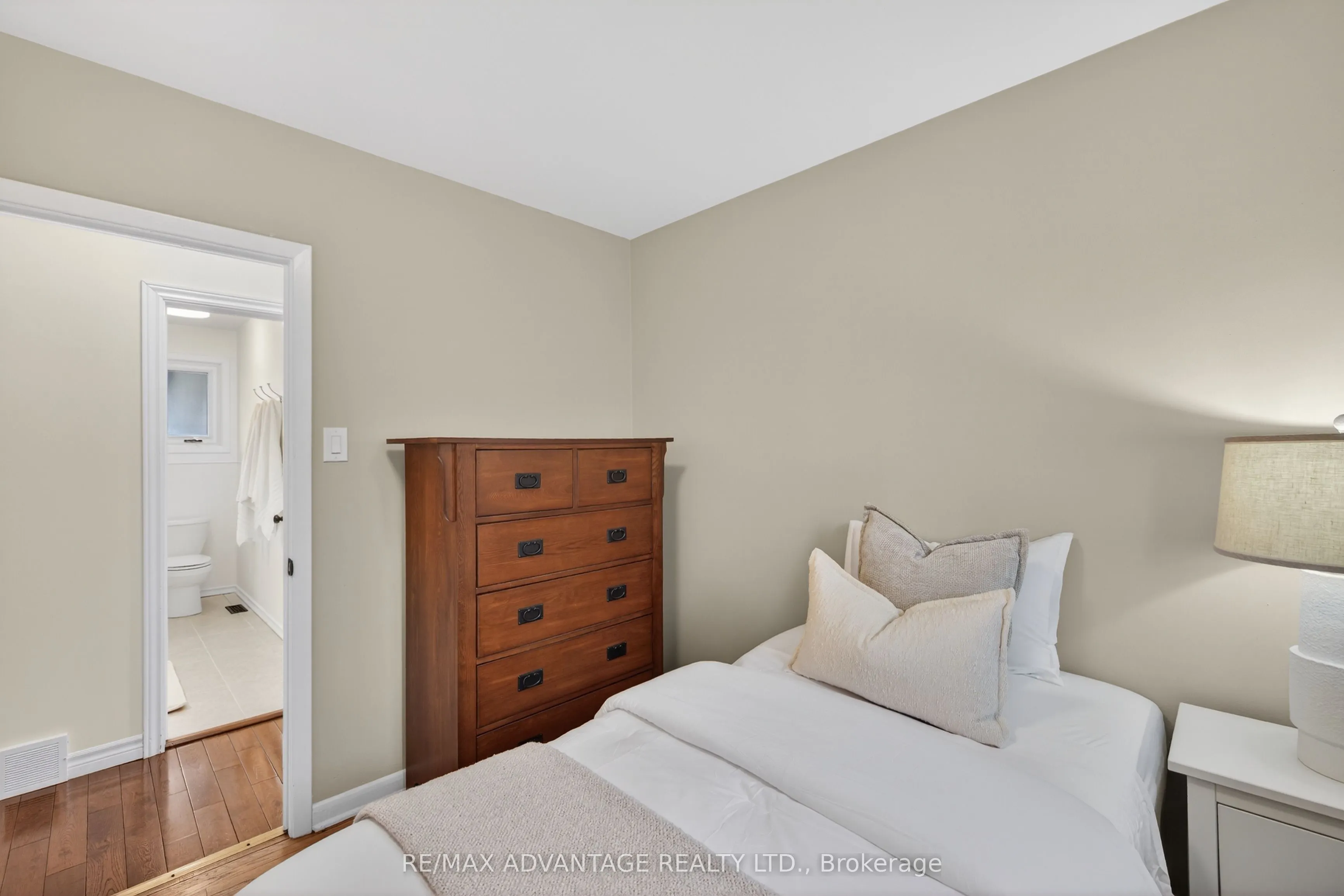60 Wexford Avenue