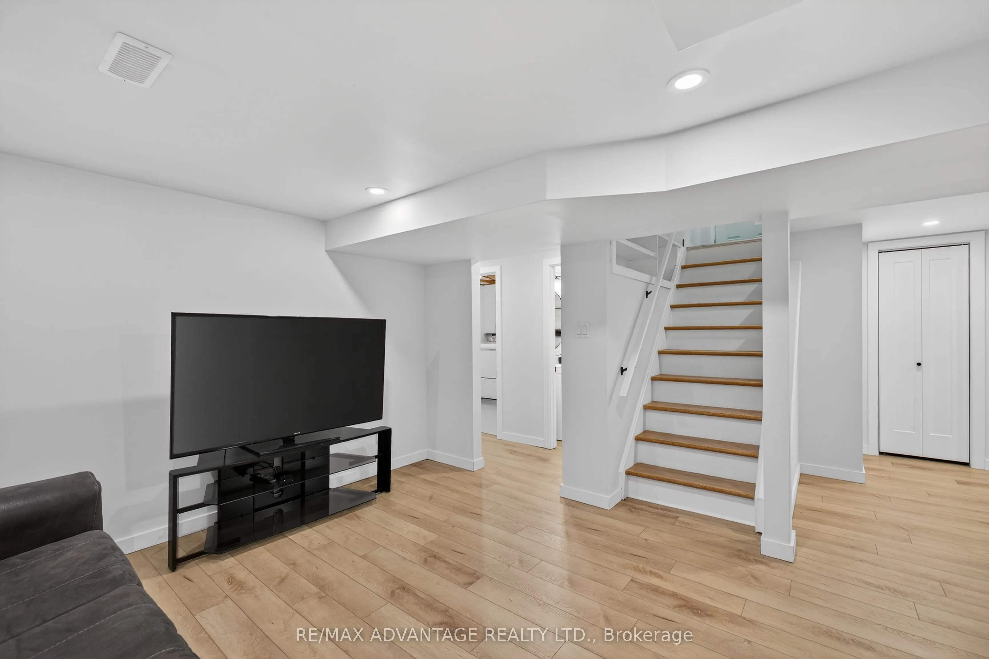 60 Wexford Avenue