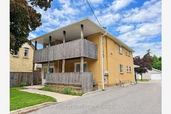 21 Evergreen Avenue