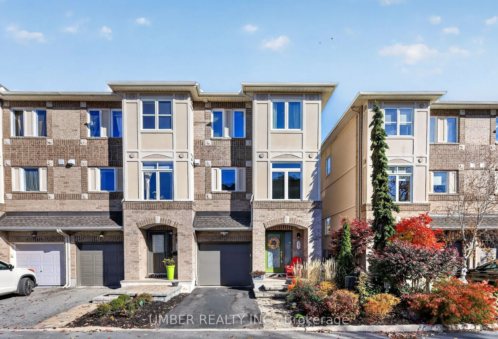 23 Briarway Private