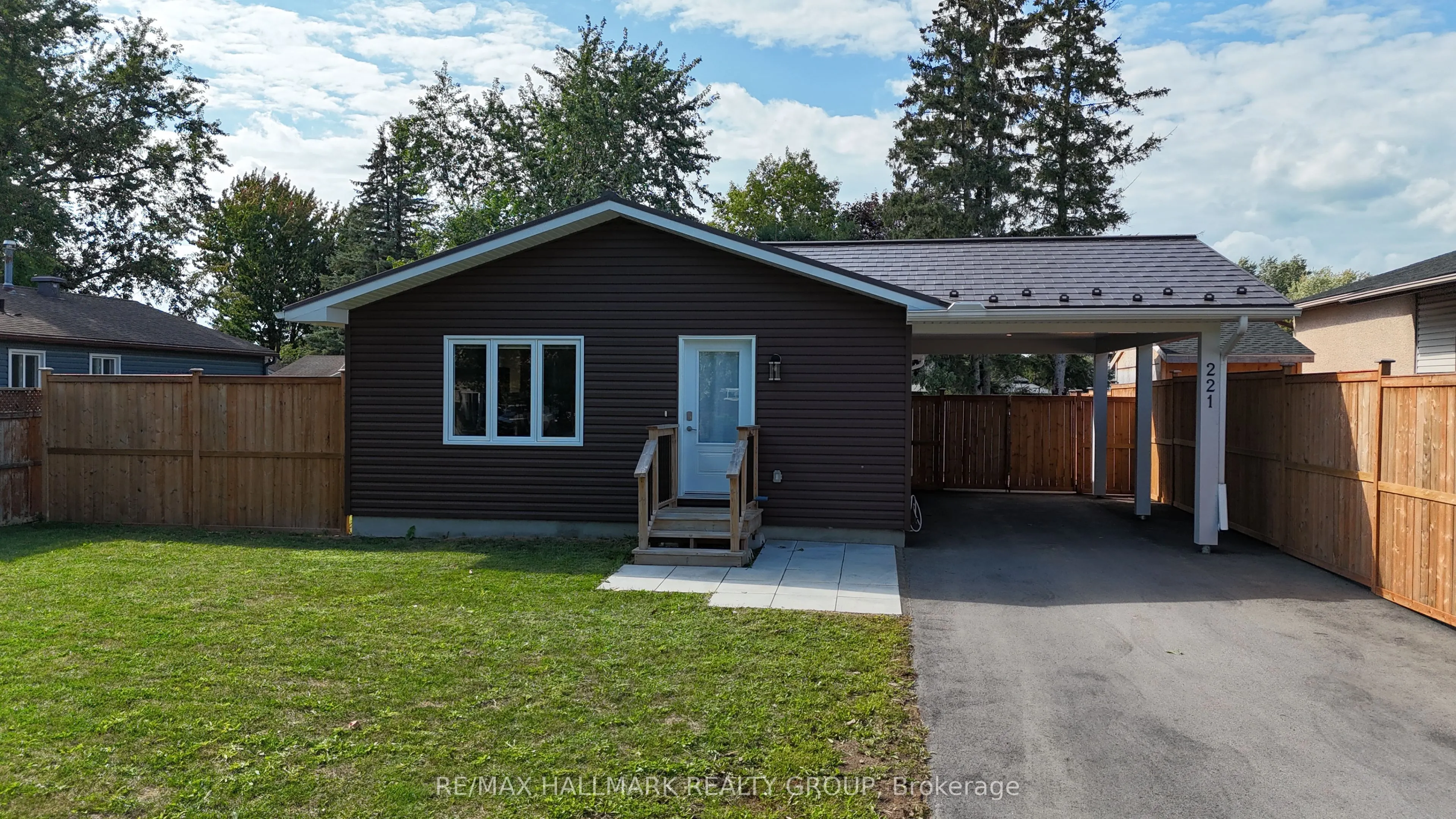 221 Castlefrank Road