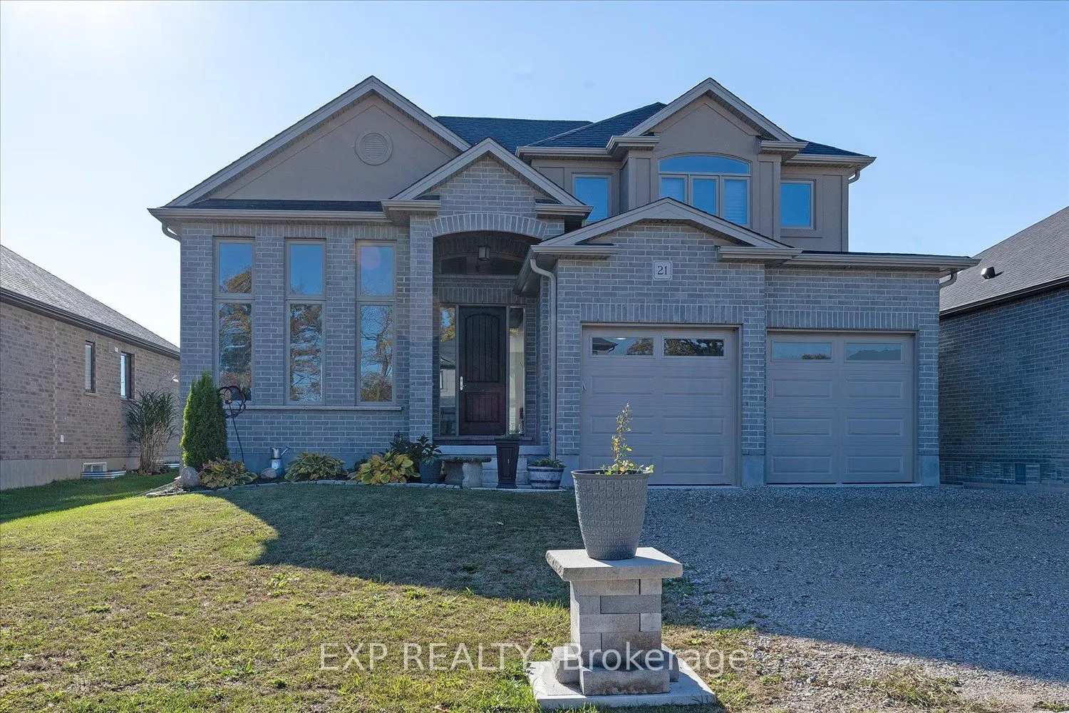 21 Sycamore Drive N