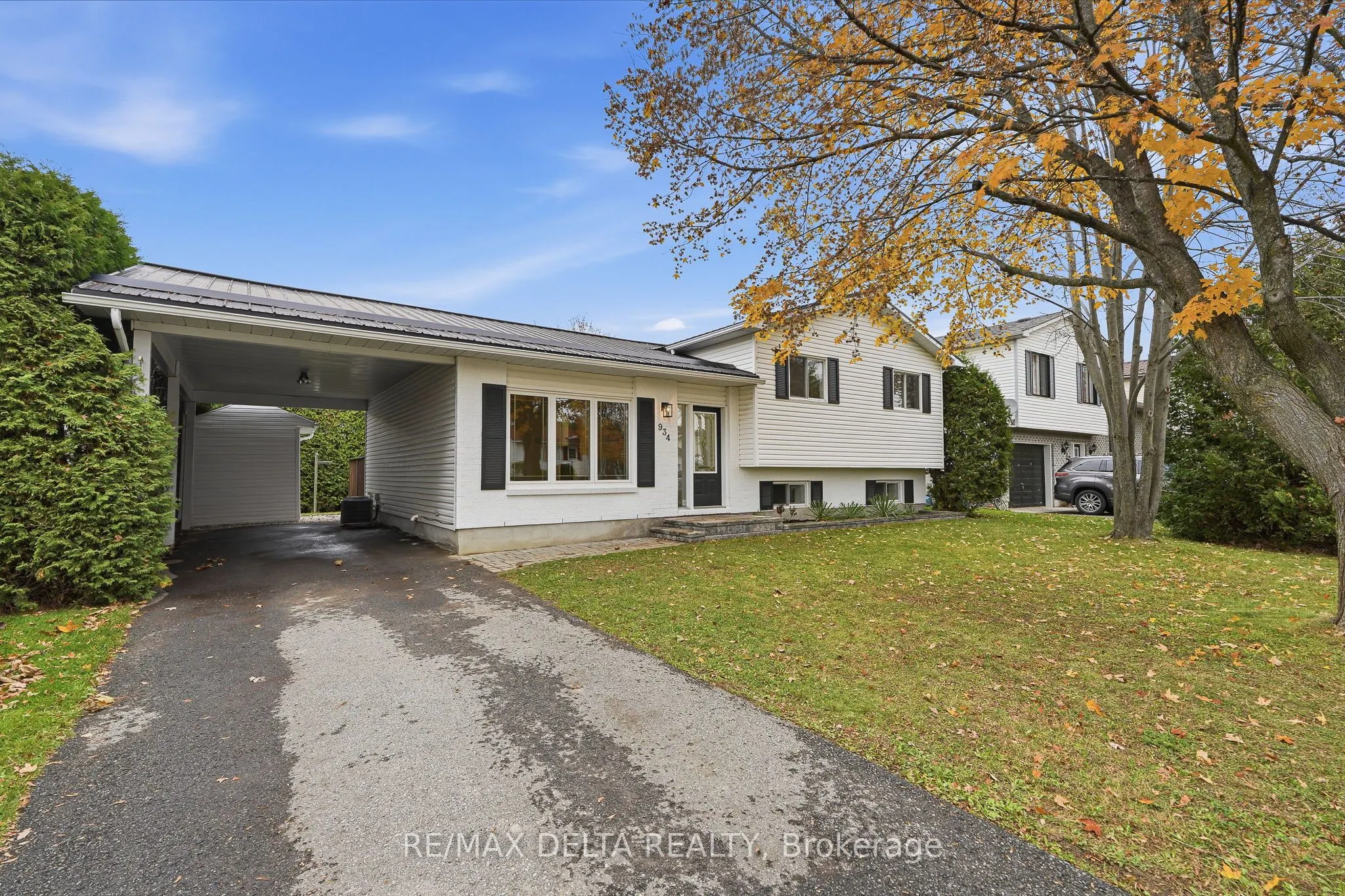 934 Cote Street