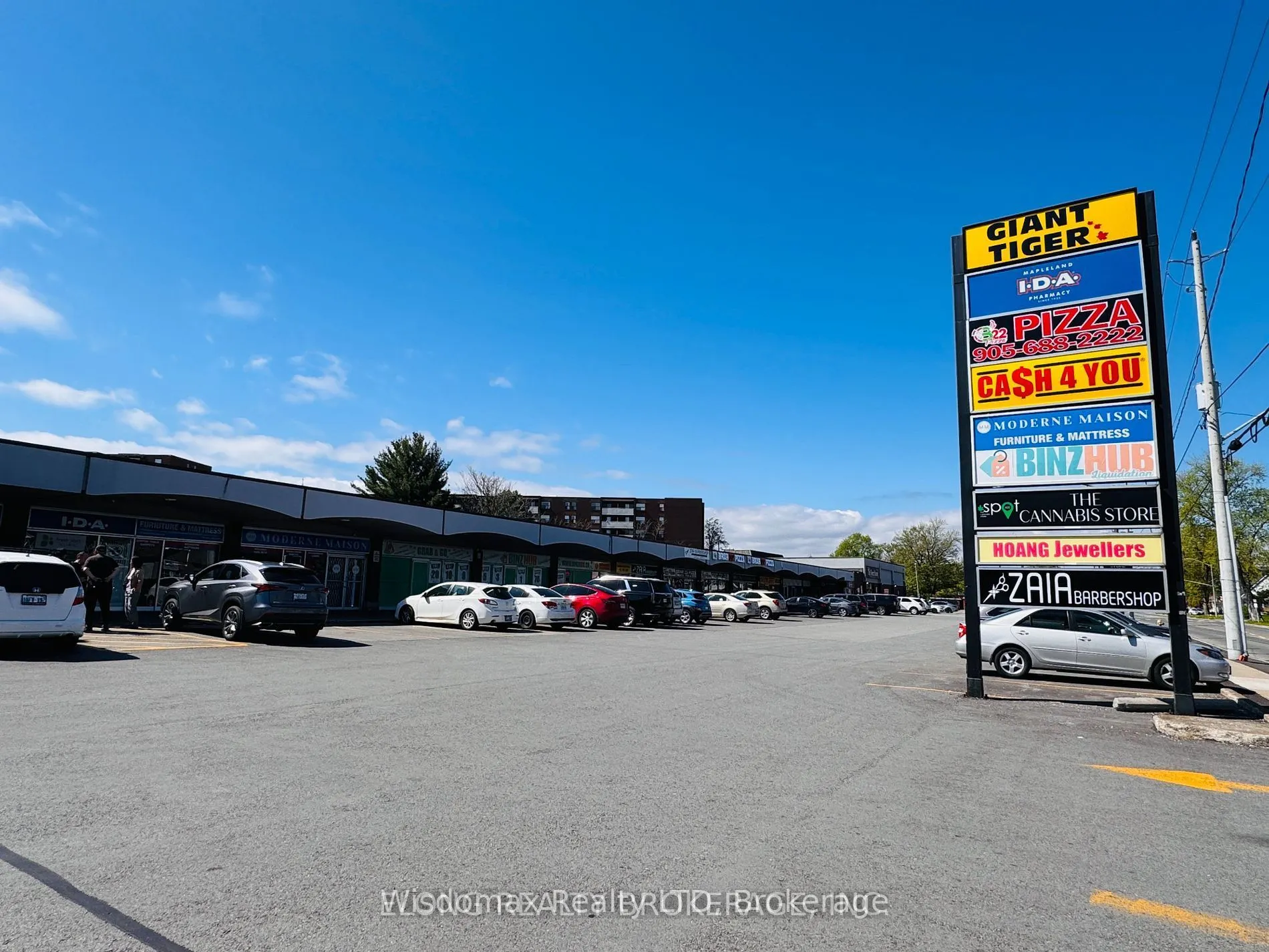 120 Welland Avenue #9