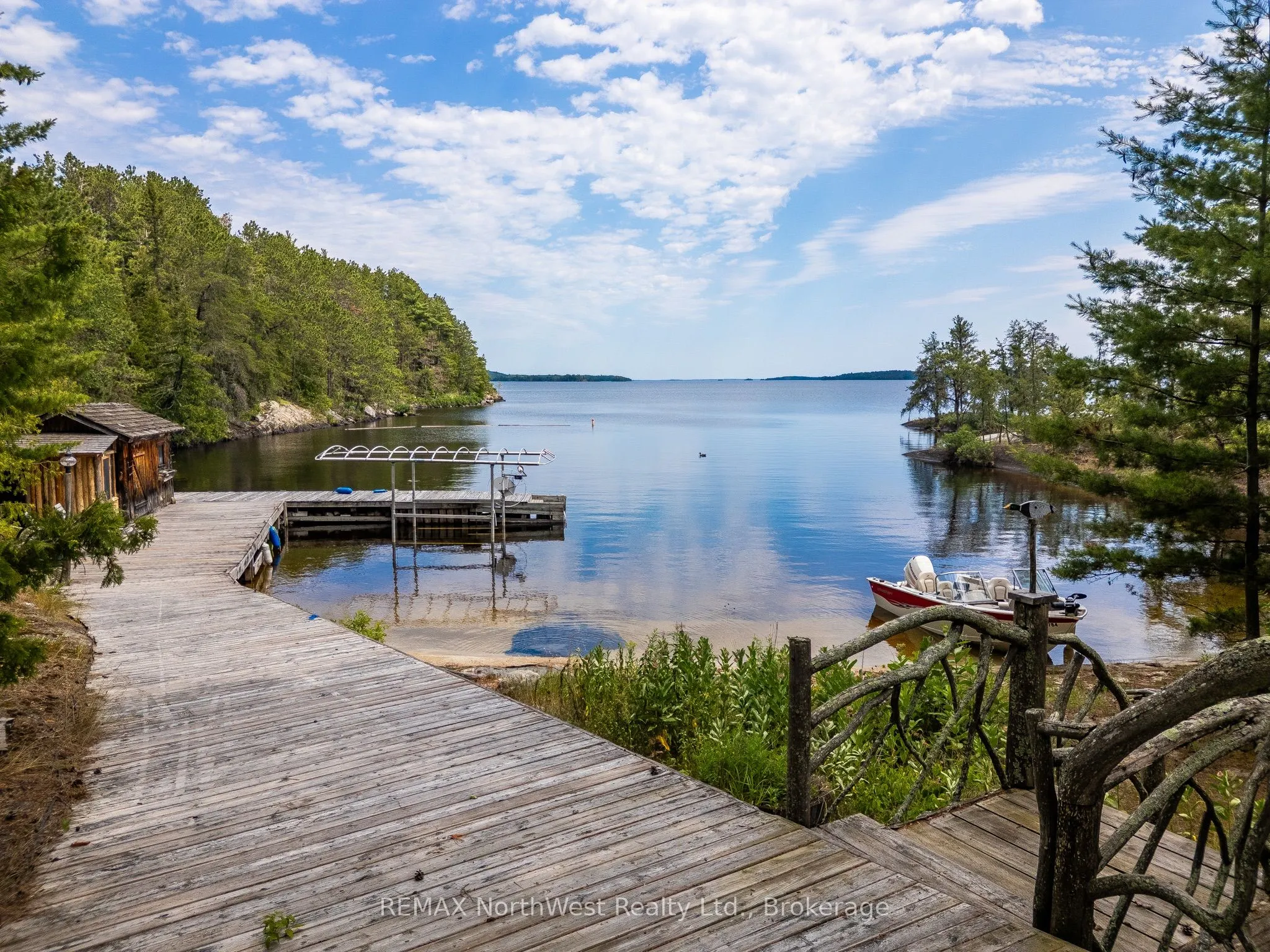 1 Red Pine Island #Rainy Lake