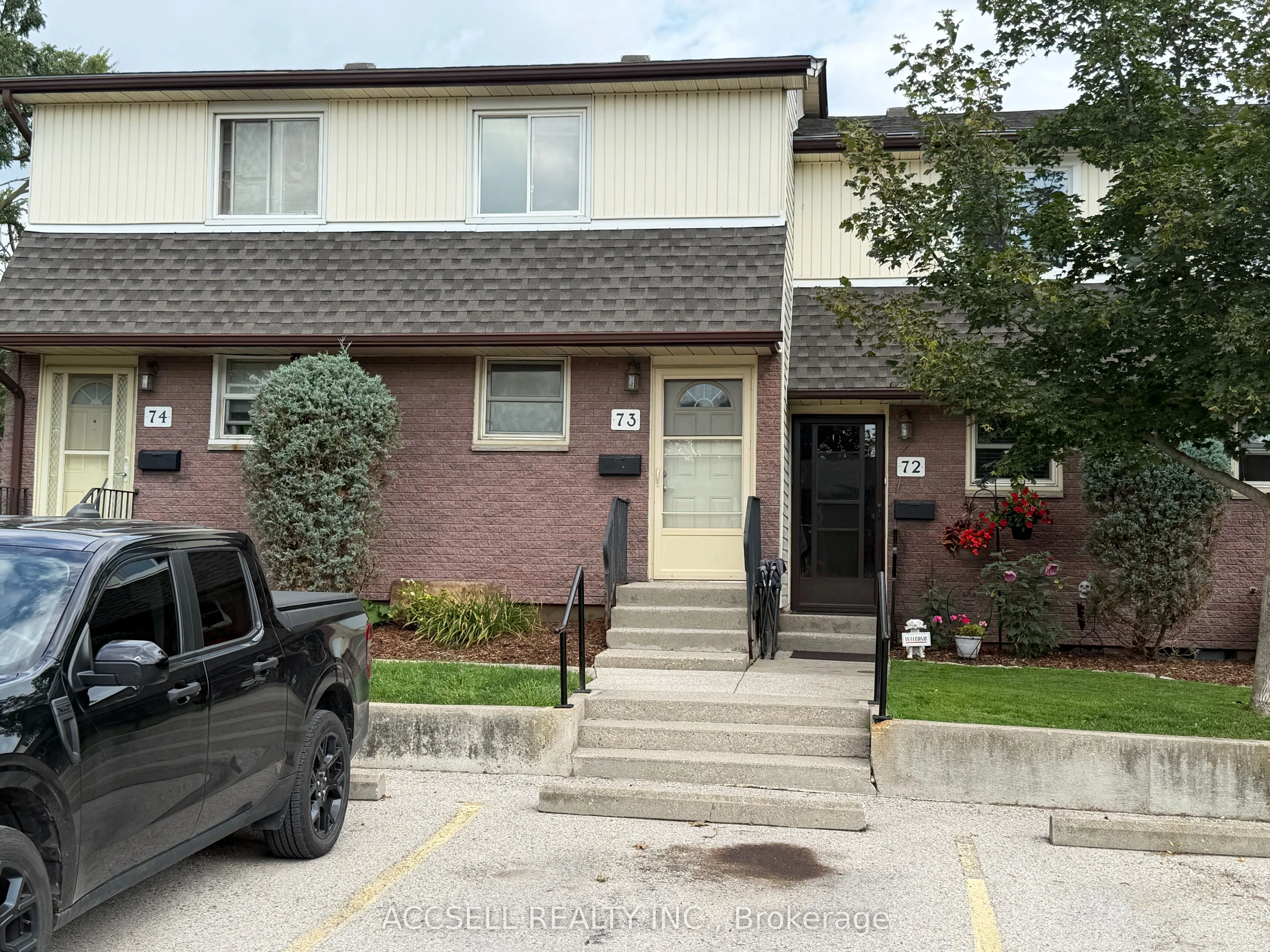 1919 Trafalgar Street #73