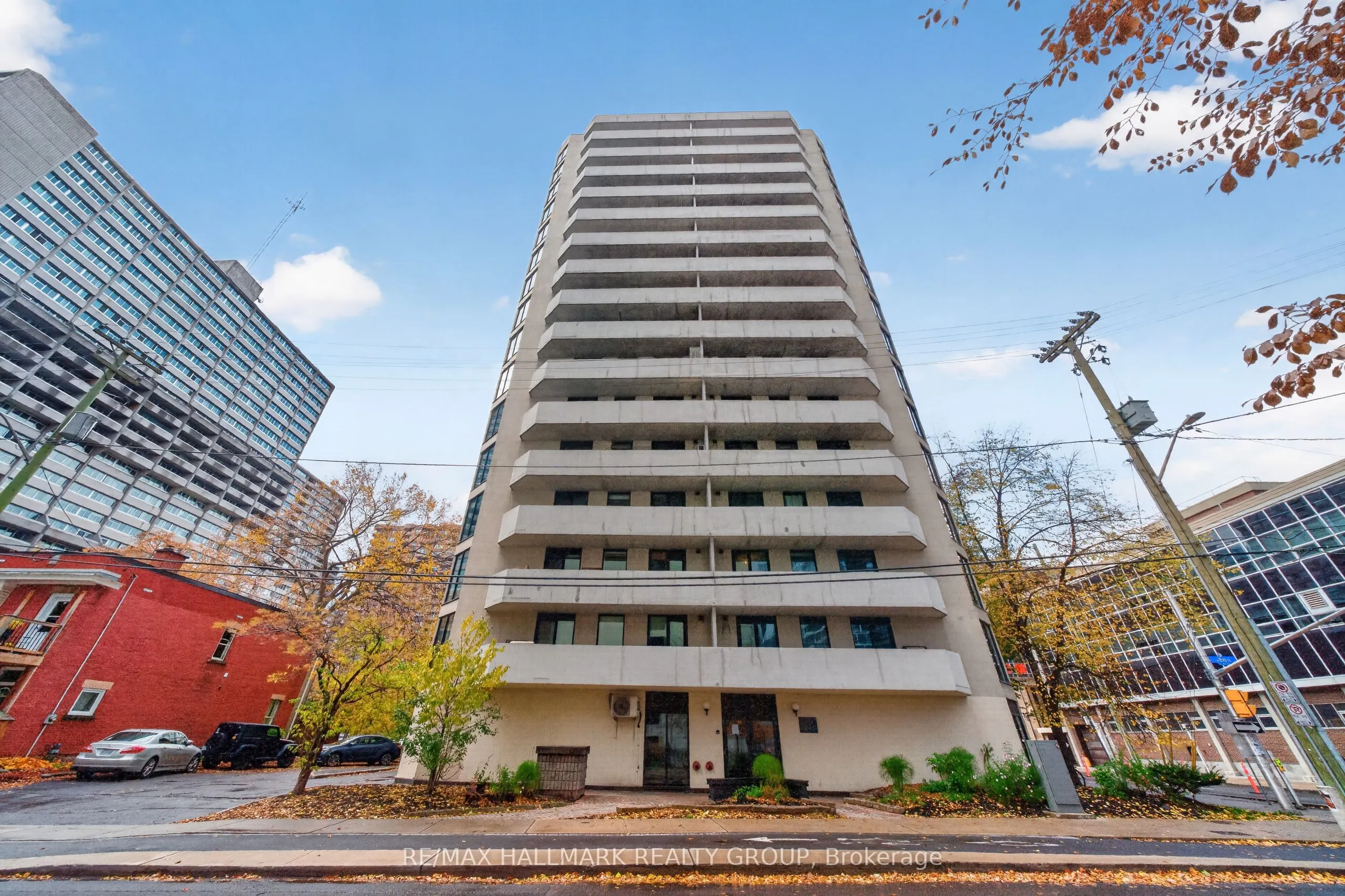 200 Bay Street #1203