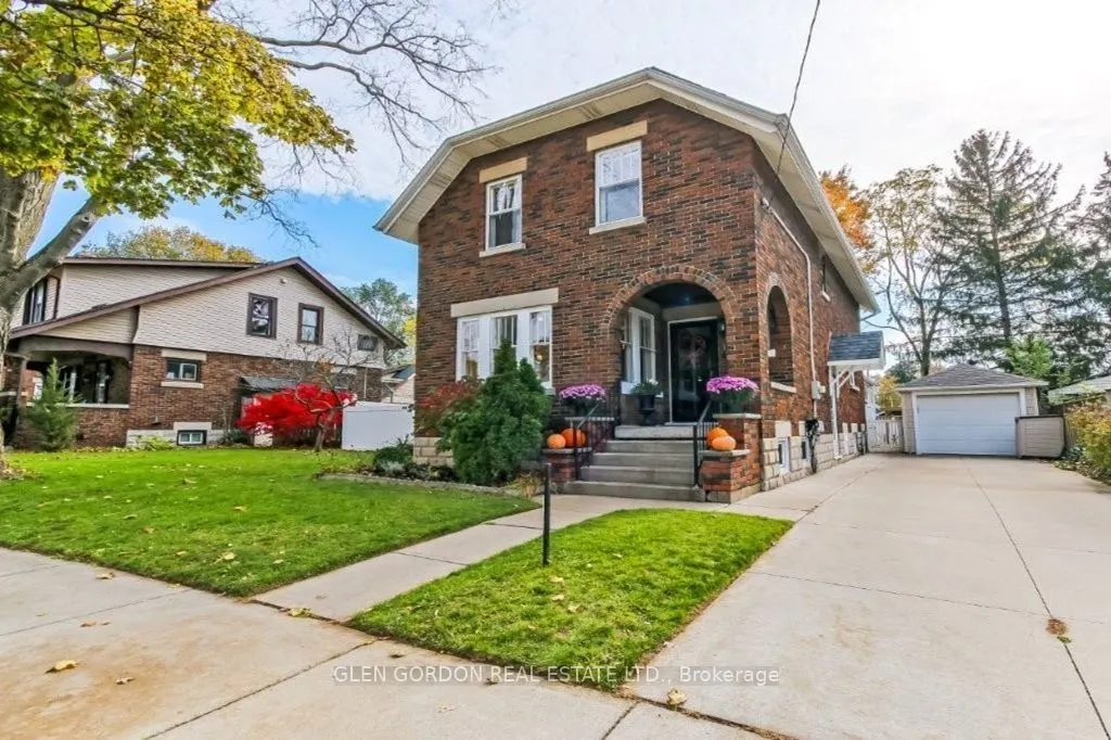 15 Beattie Avenue