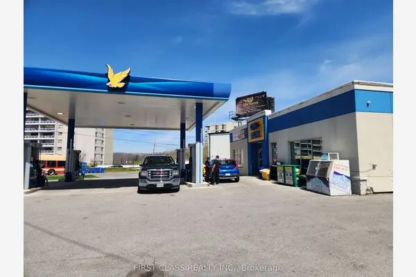 1837 Main Street W