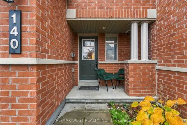 140 Lerta Way