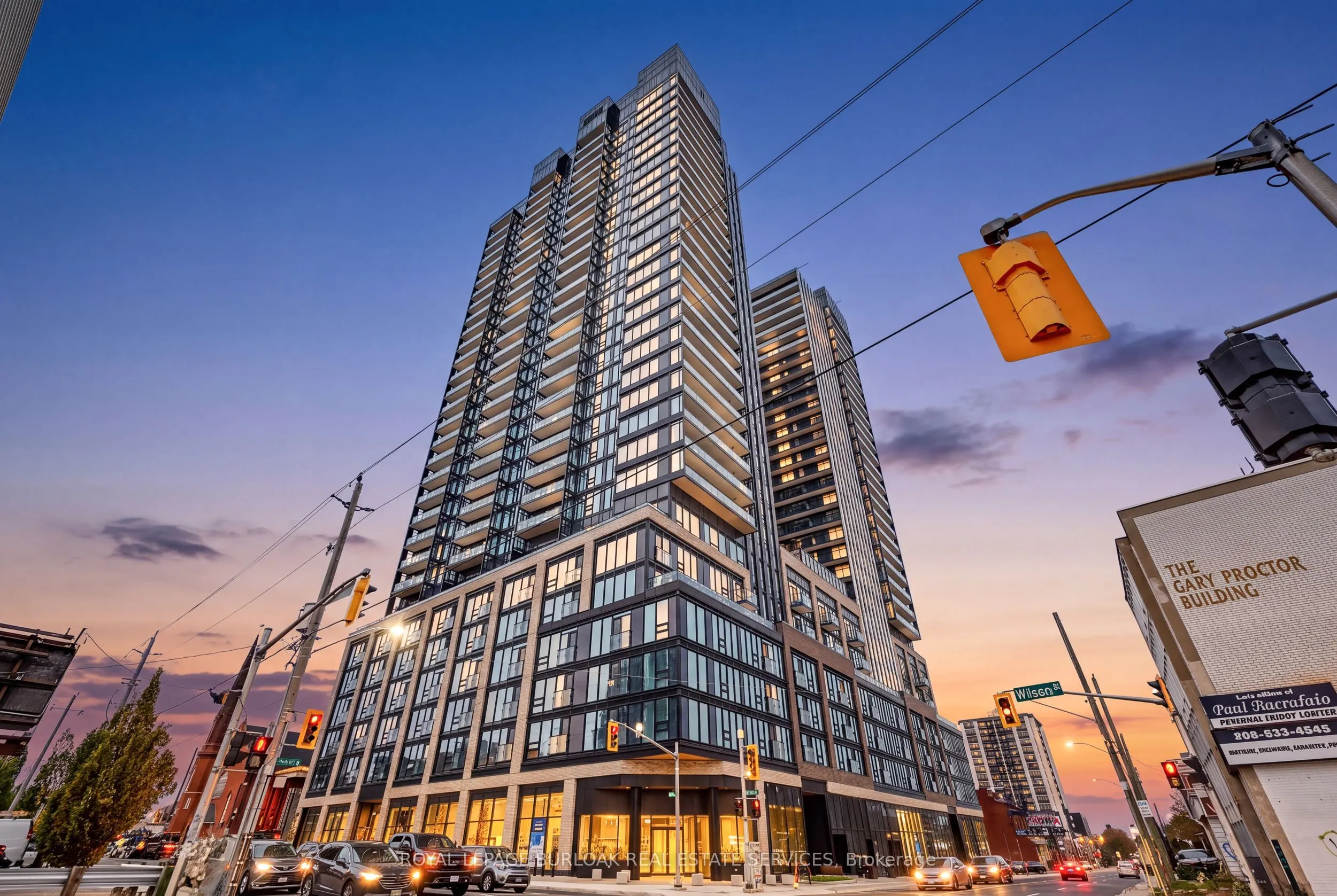 91 John Street Street N #2306
