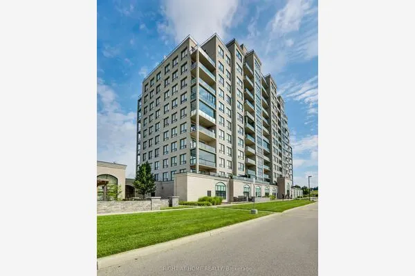 240 Villagewalk Boulevard #212