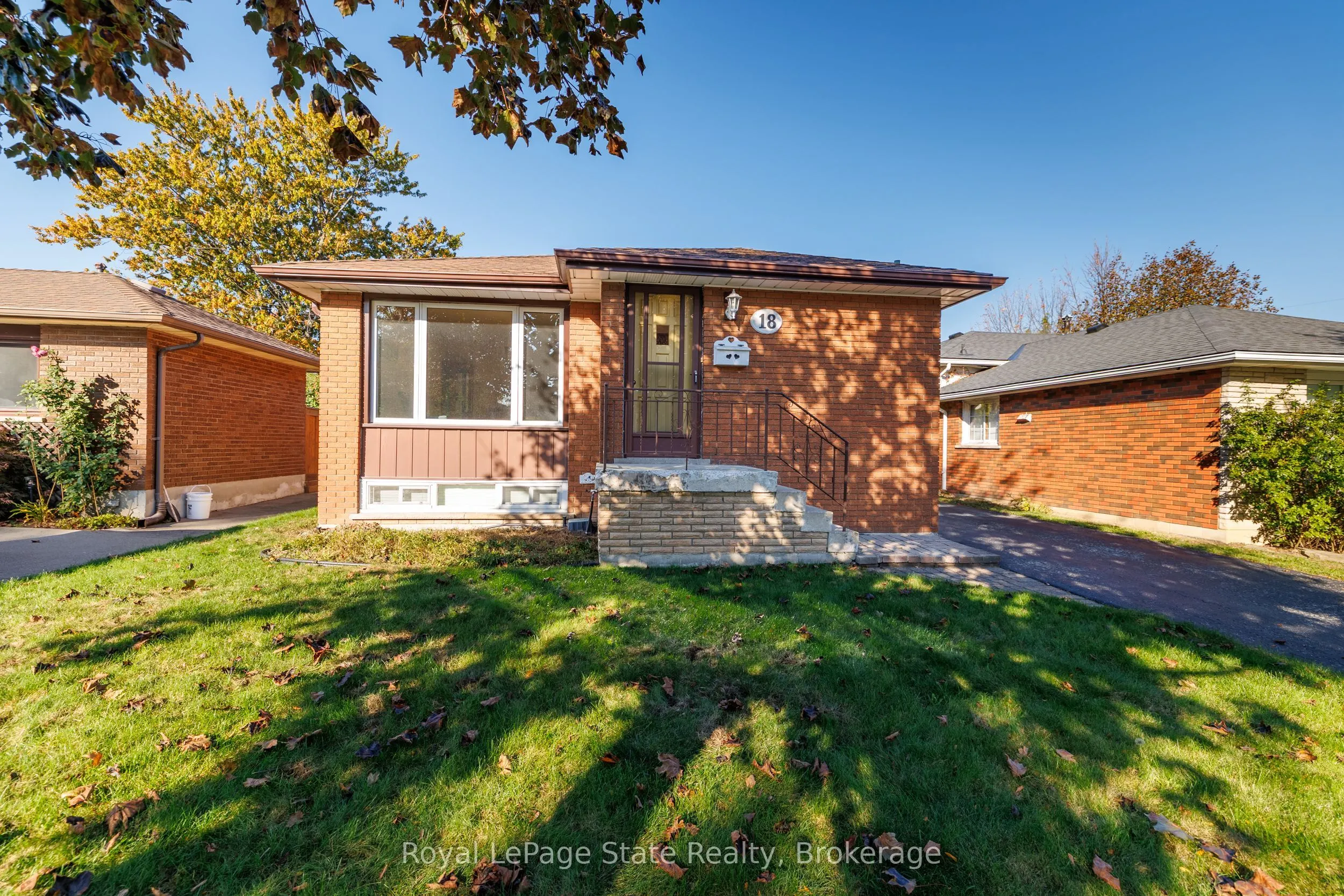 18 Sycamore Street