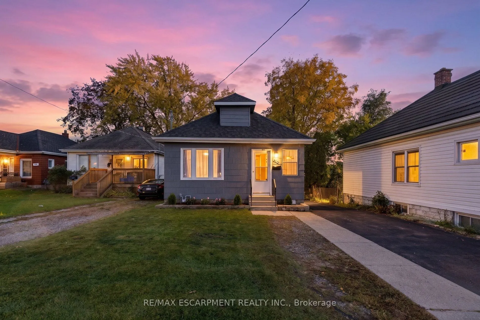 899 Hamilton Road